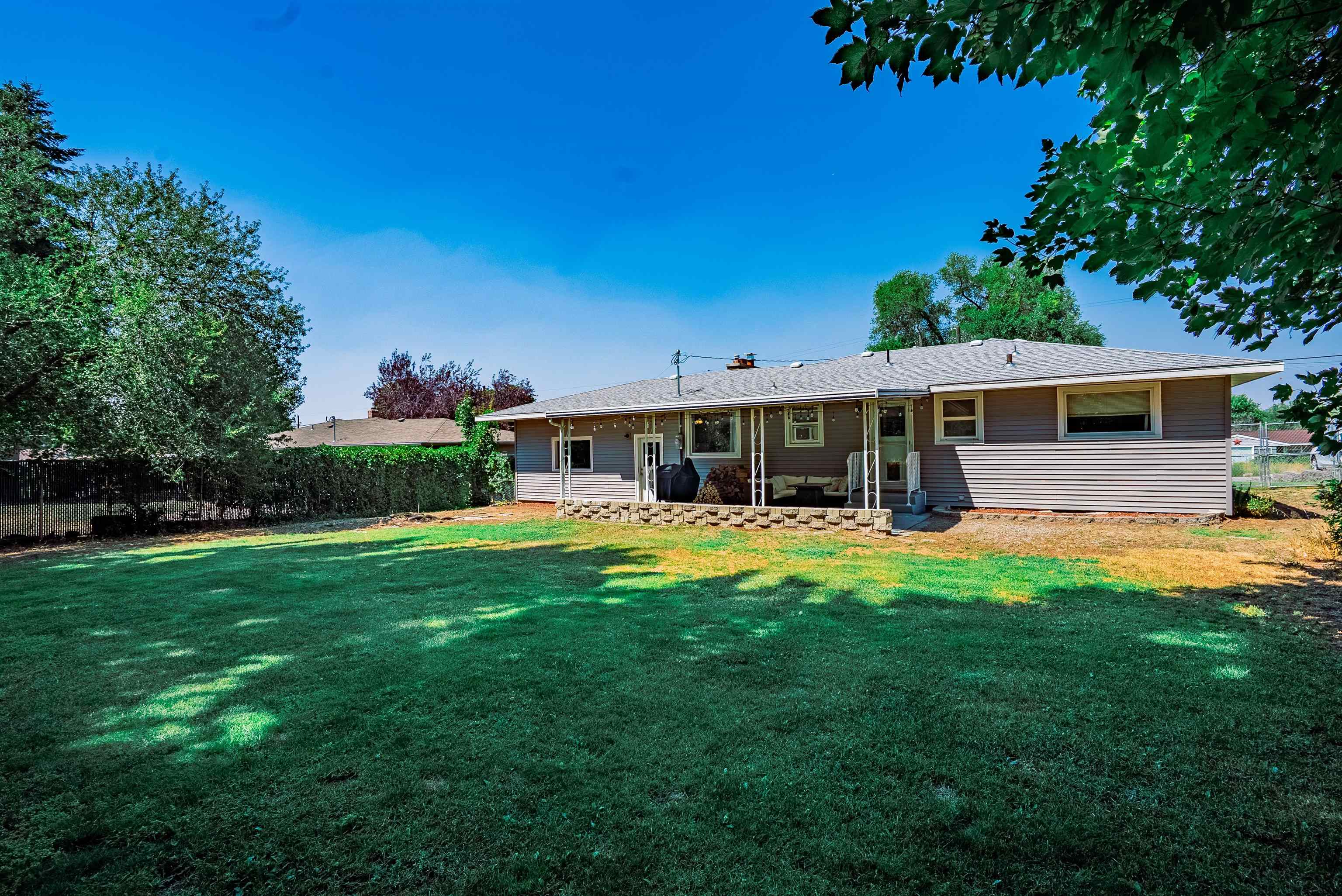 8206 E Boone Ave - Photo 19