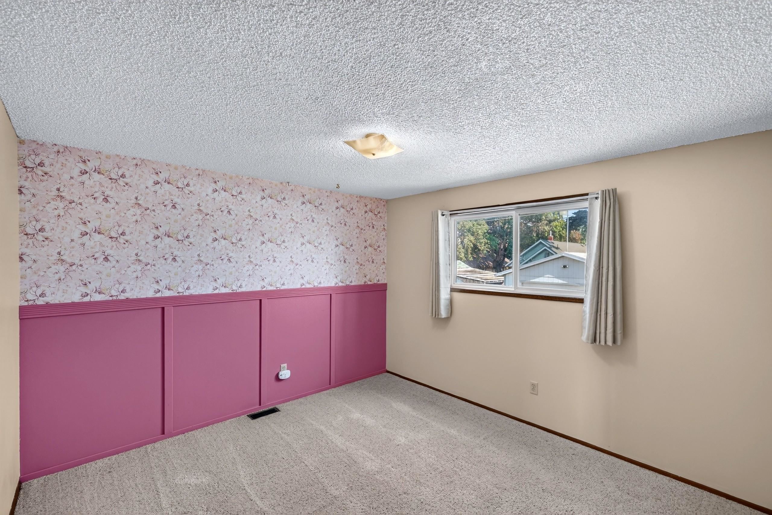1927 E Hoffman Ave - Photo 15