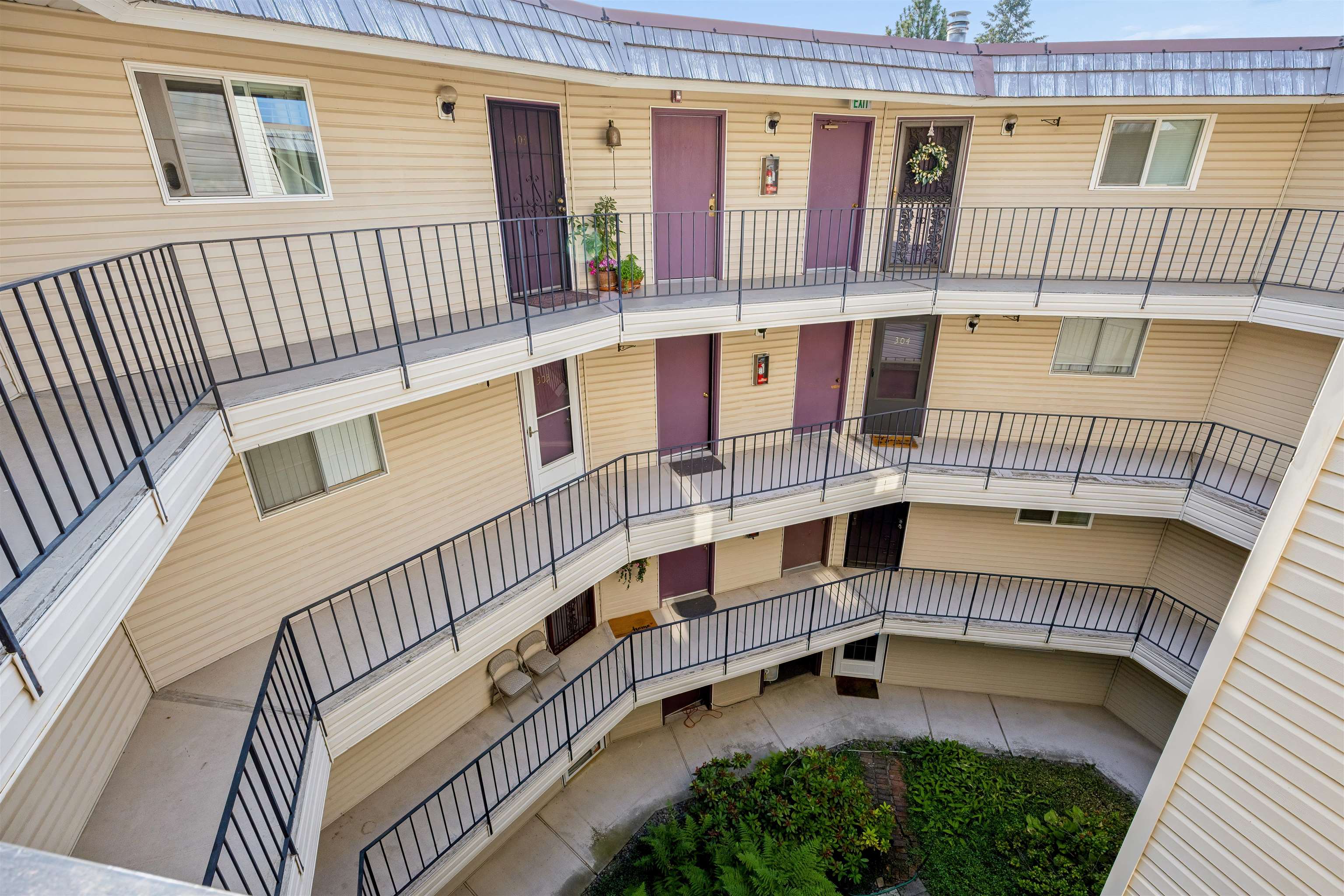 10321 E Main Ave - Photo 4