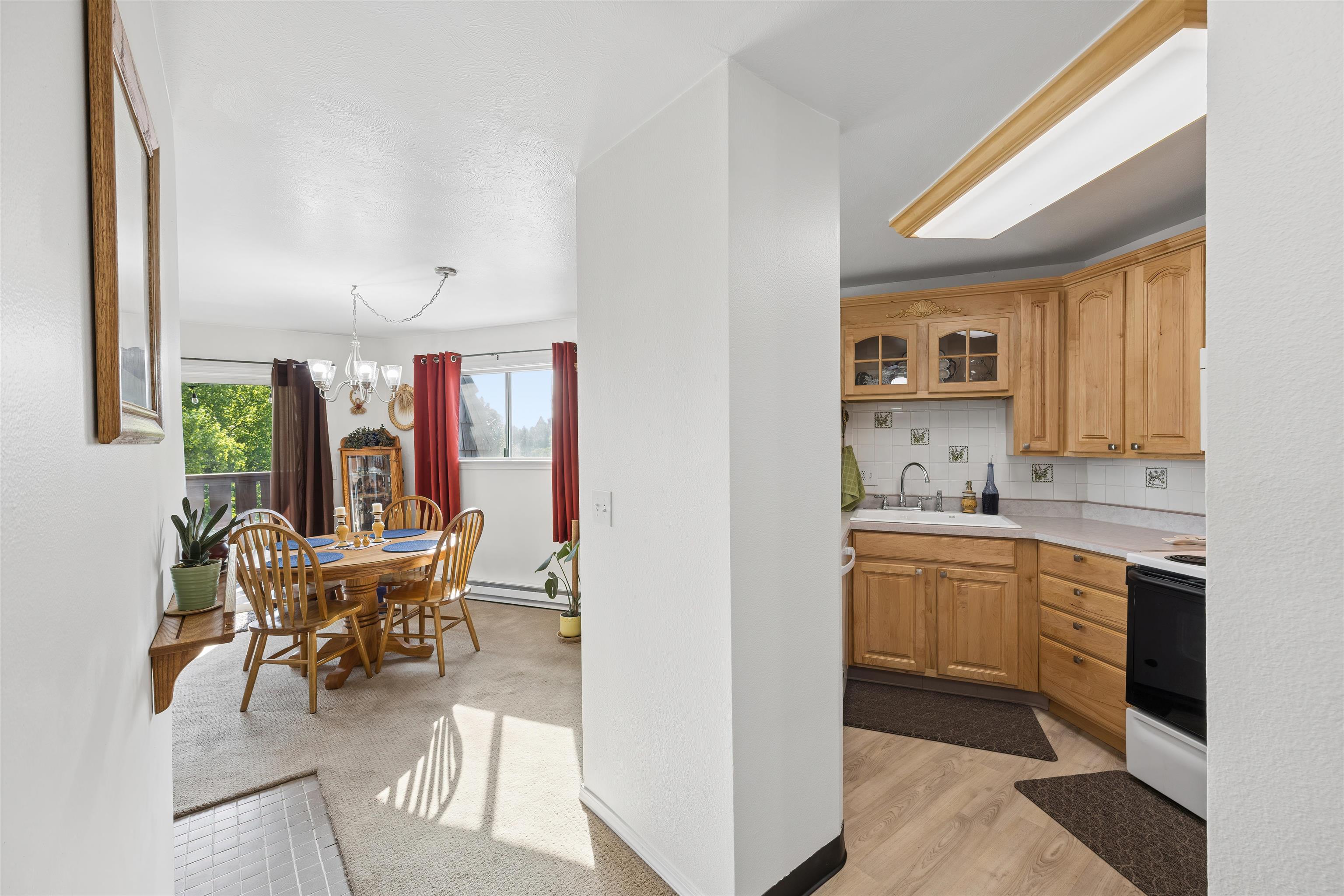 10321 E Main Ave - Photo 7