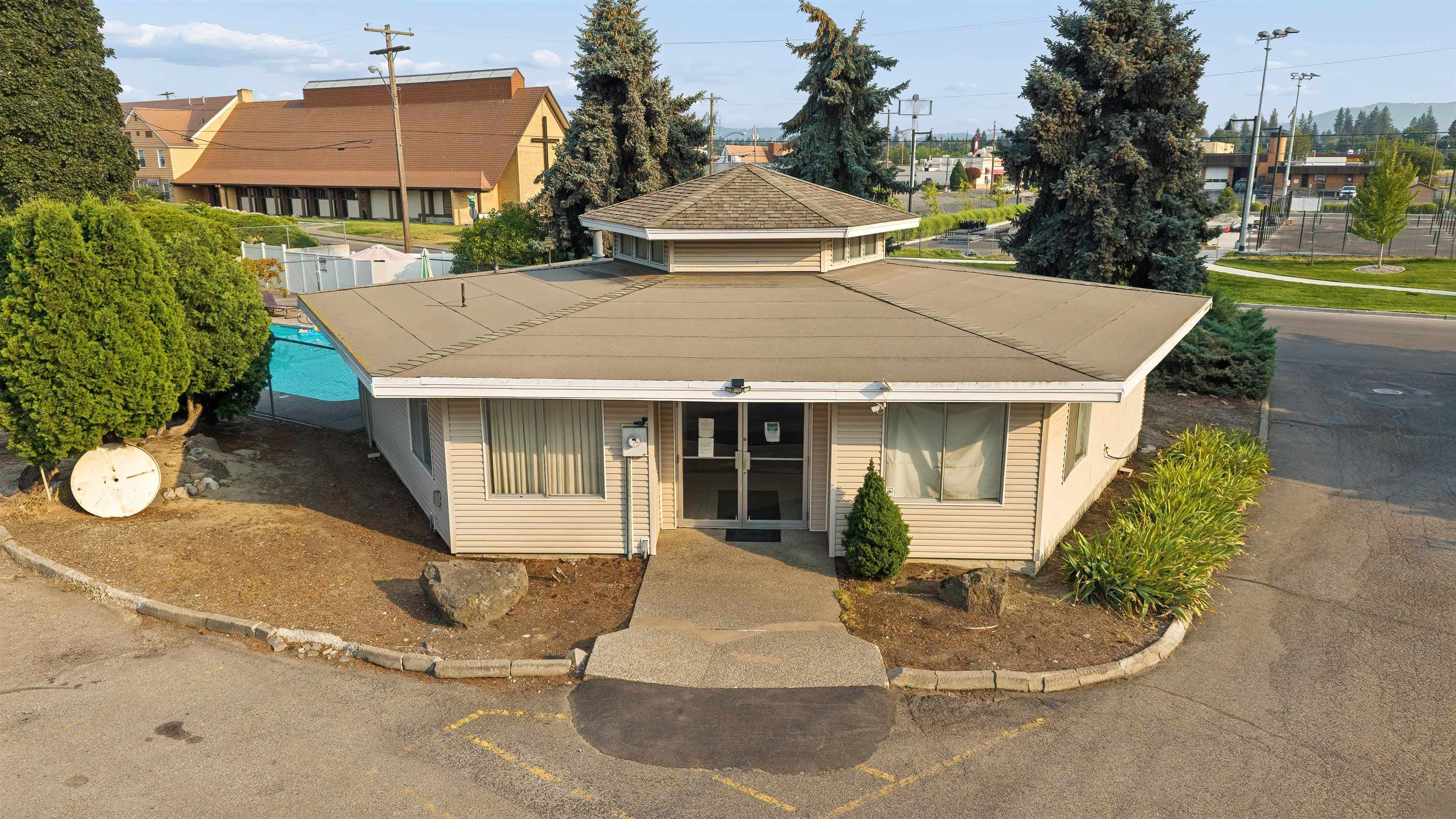 10321 E Main Ave - Photo 32