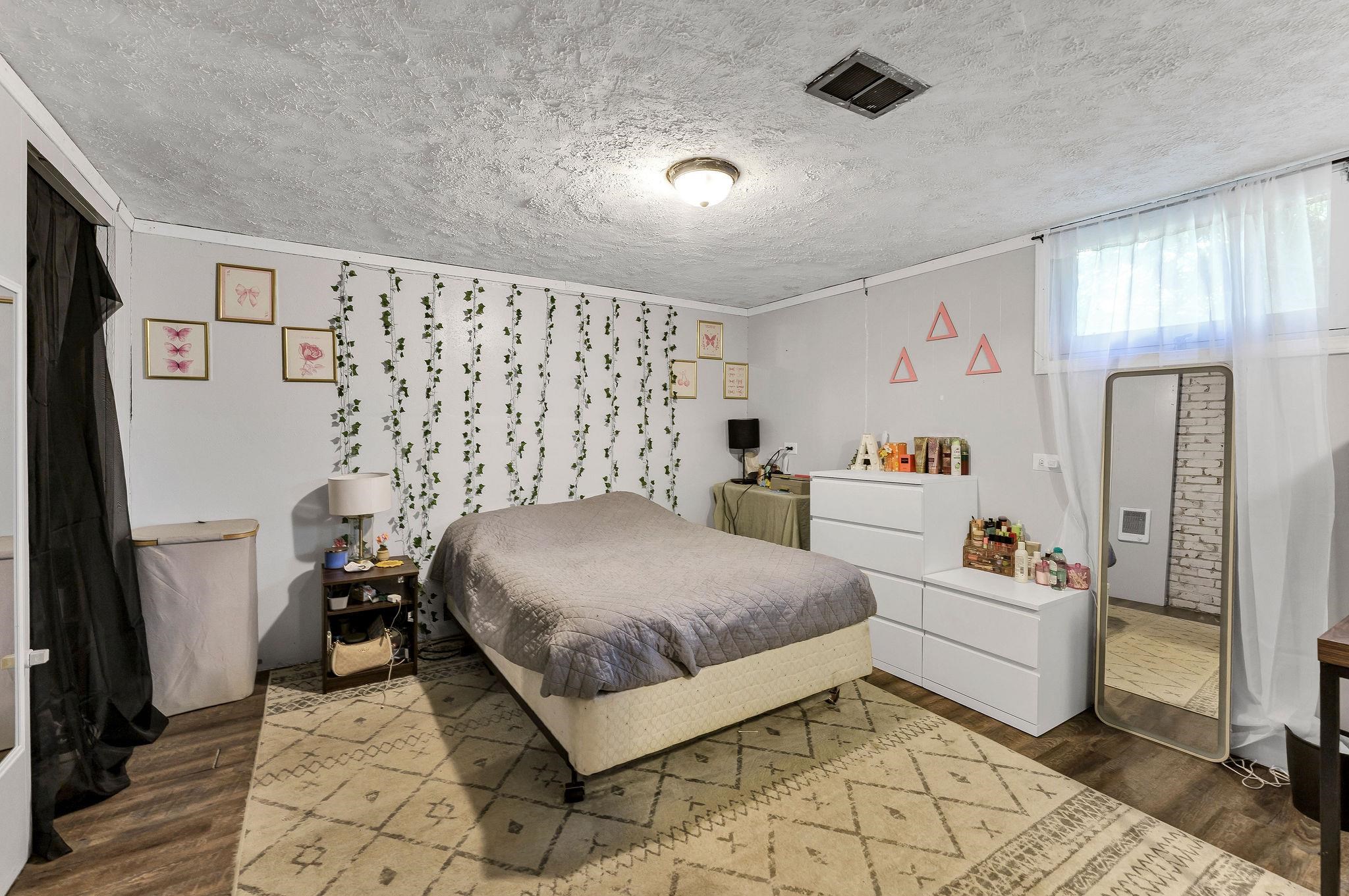 3923 N Whitehouse St - Photo 21