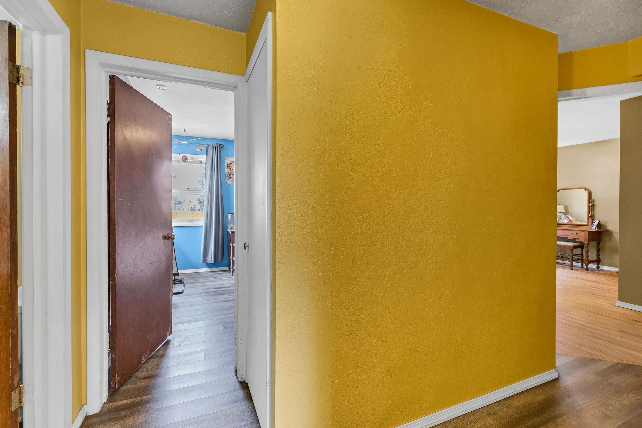 3923 N Whitehouse St - Photo 8