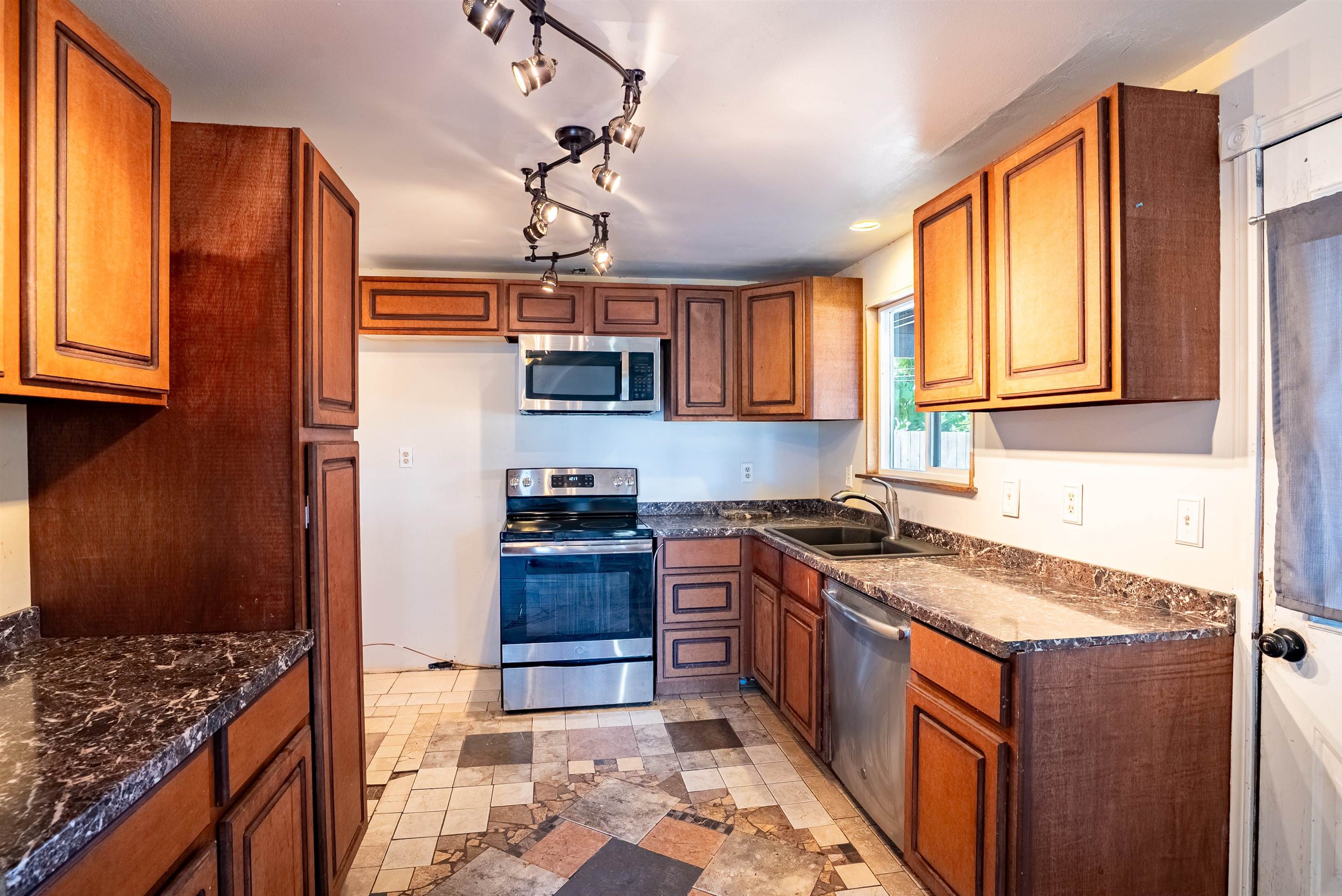 3004 E Baldwin Ave - Photo 6