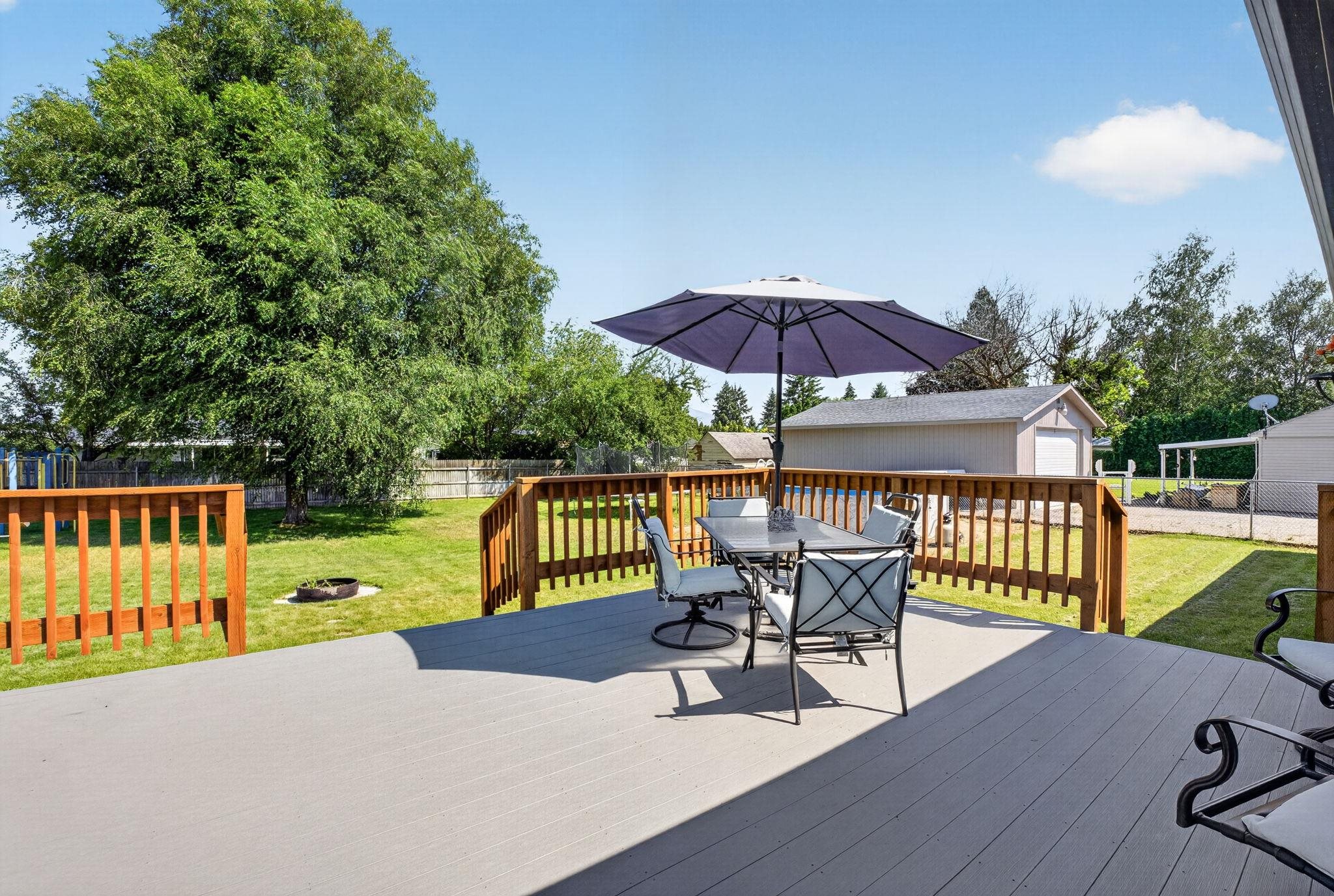 2115 S EVERGREEN Rd - Photo 3