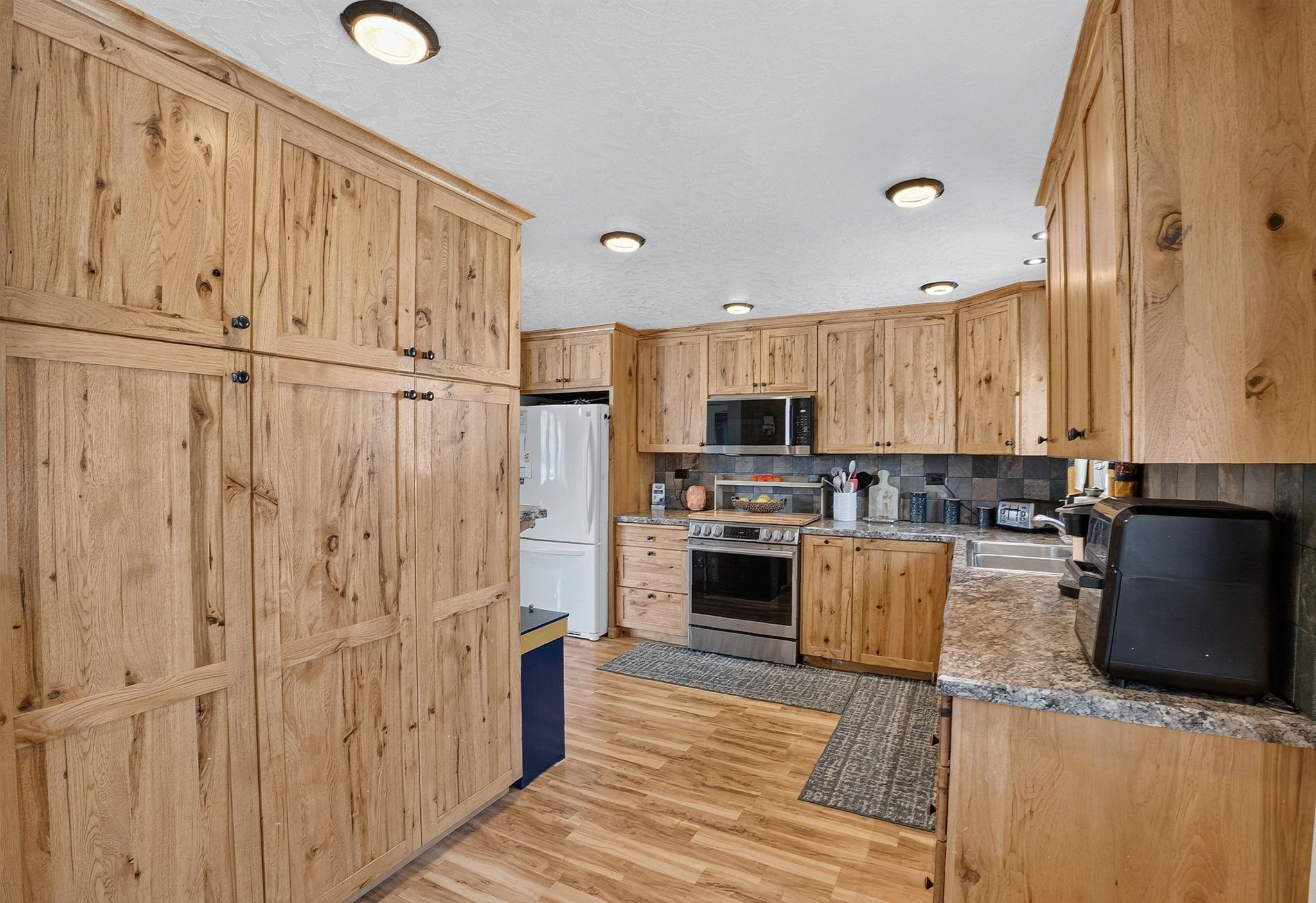 2115 S EVERGREEN Rd - Photo 13