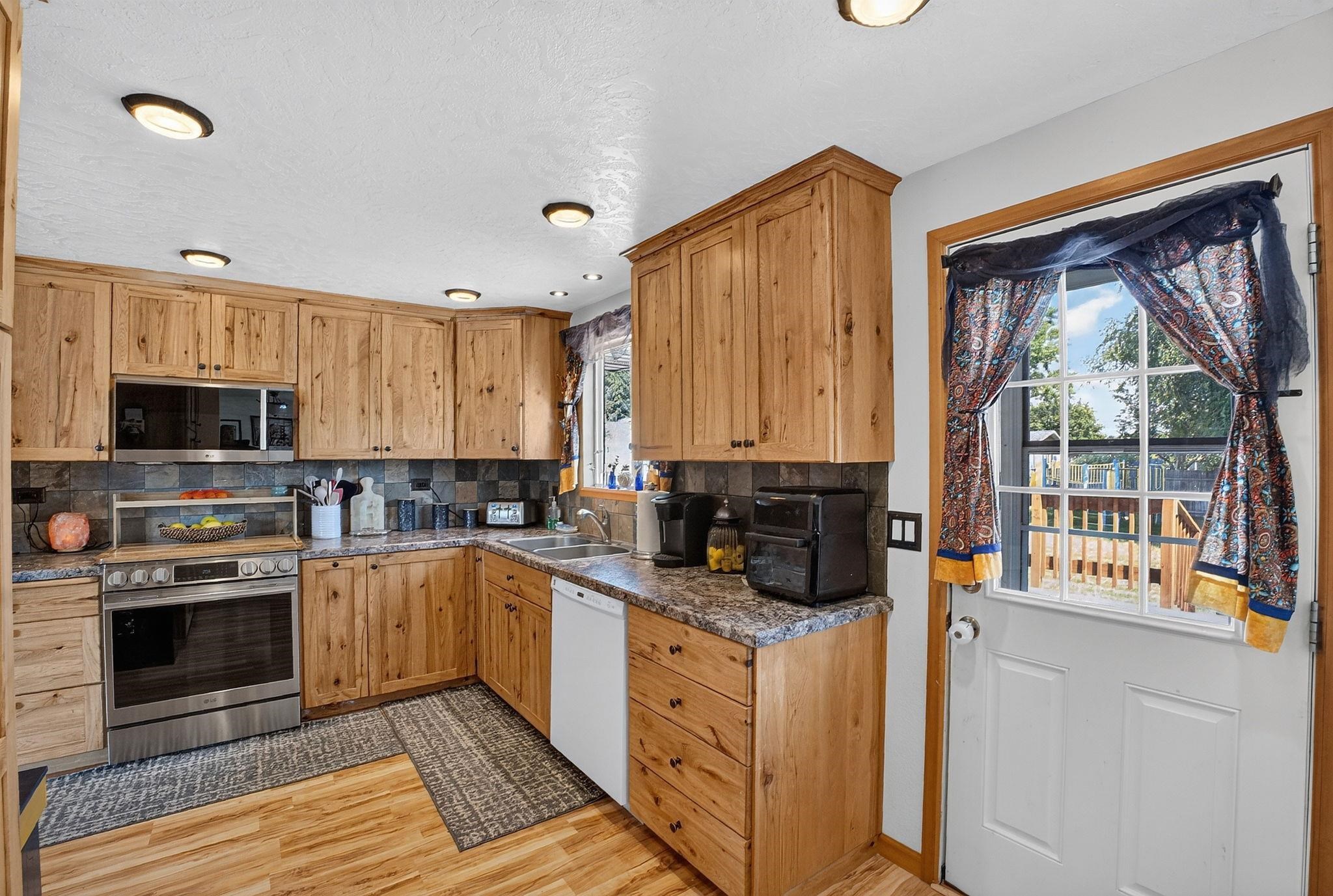 2115 S EVERGREEN Rd - Photo 14