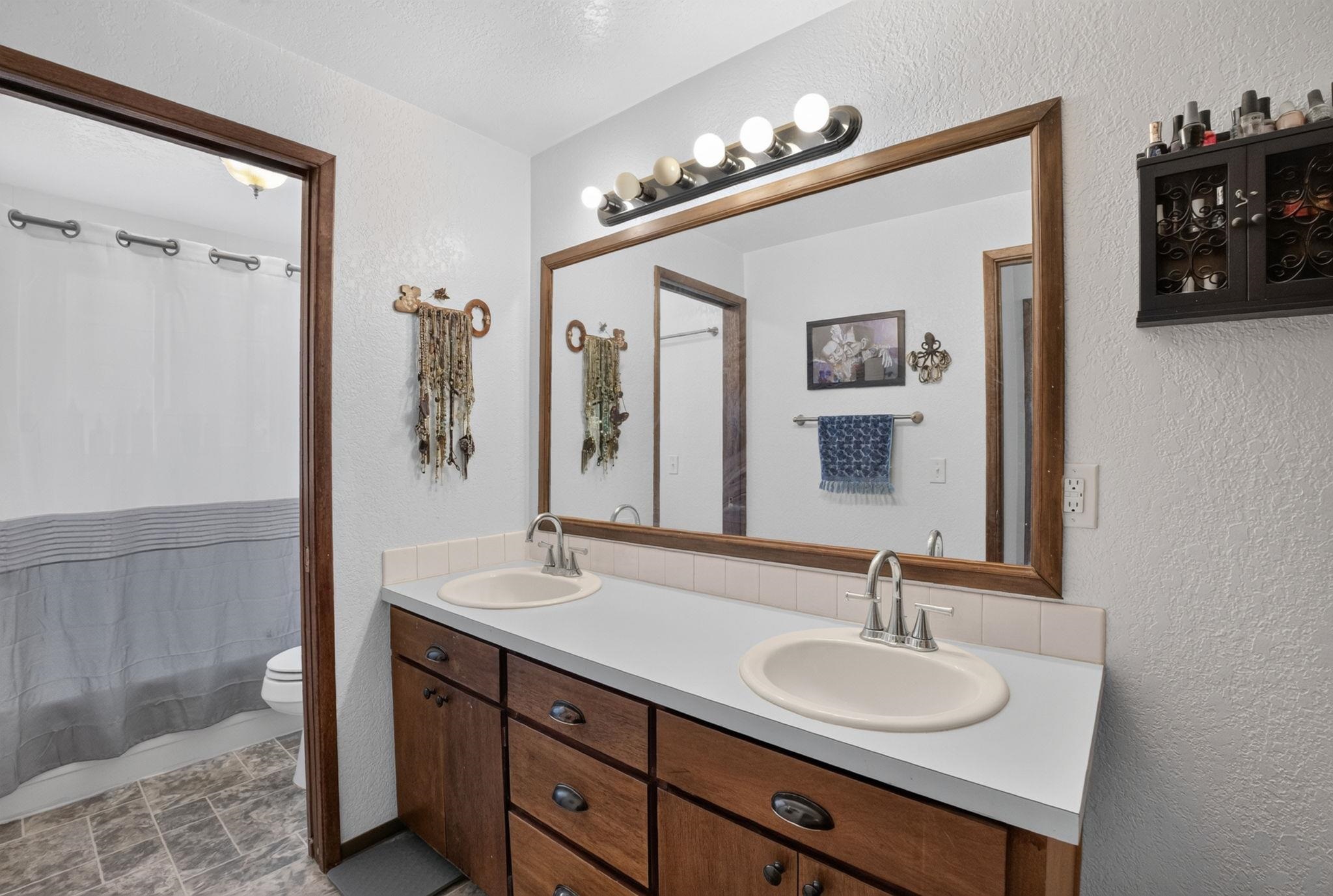 2115 S EVERGREEN Rd - Photo 21