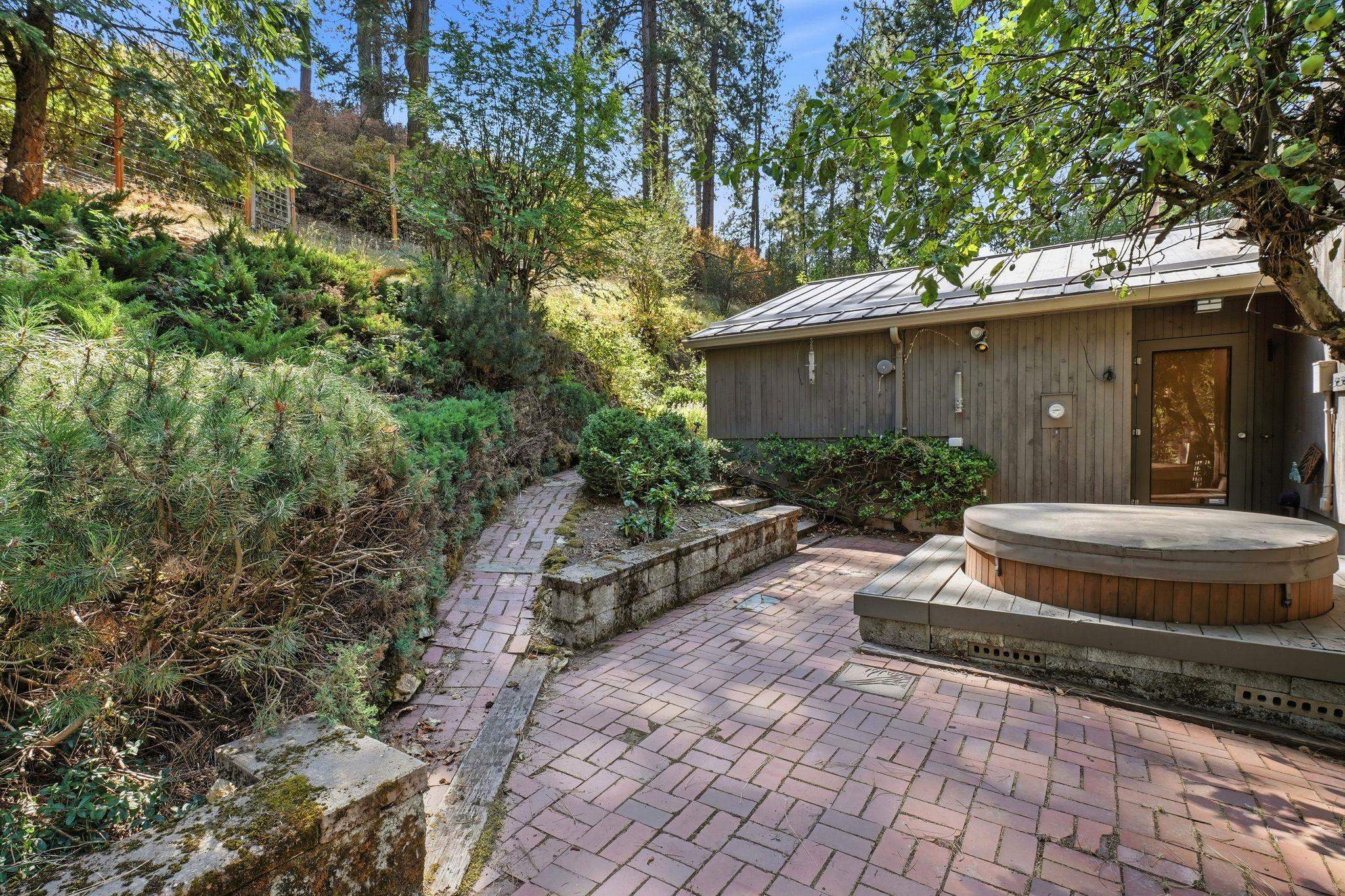 4908 E 50th Ave - Photo 40