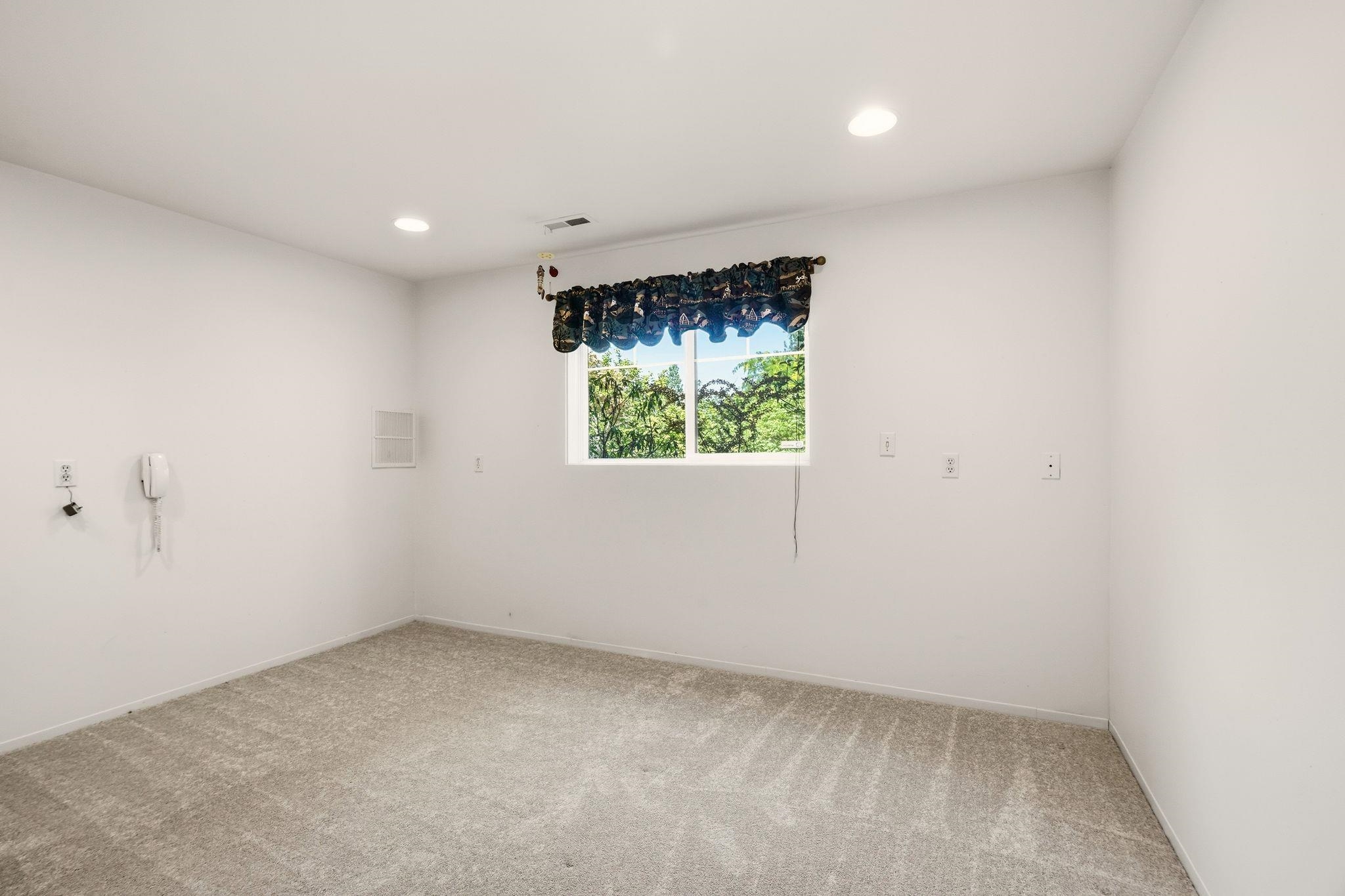 4908 E 50th Ave - Photo 33