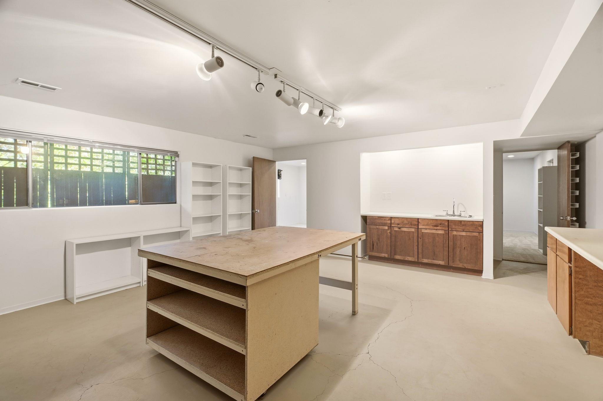 4908 E 50th Ave - Photo 34
