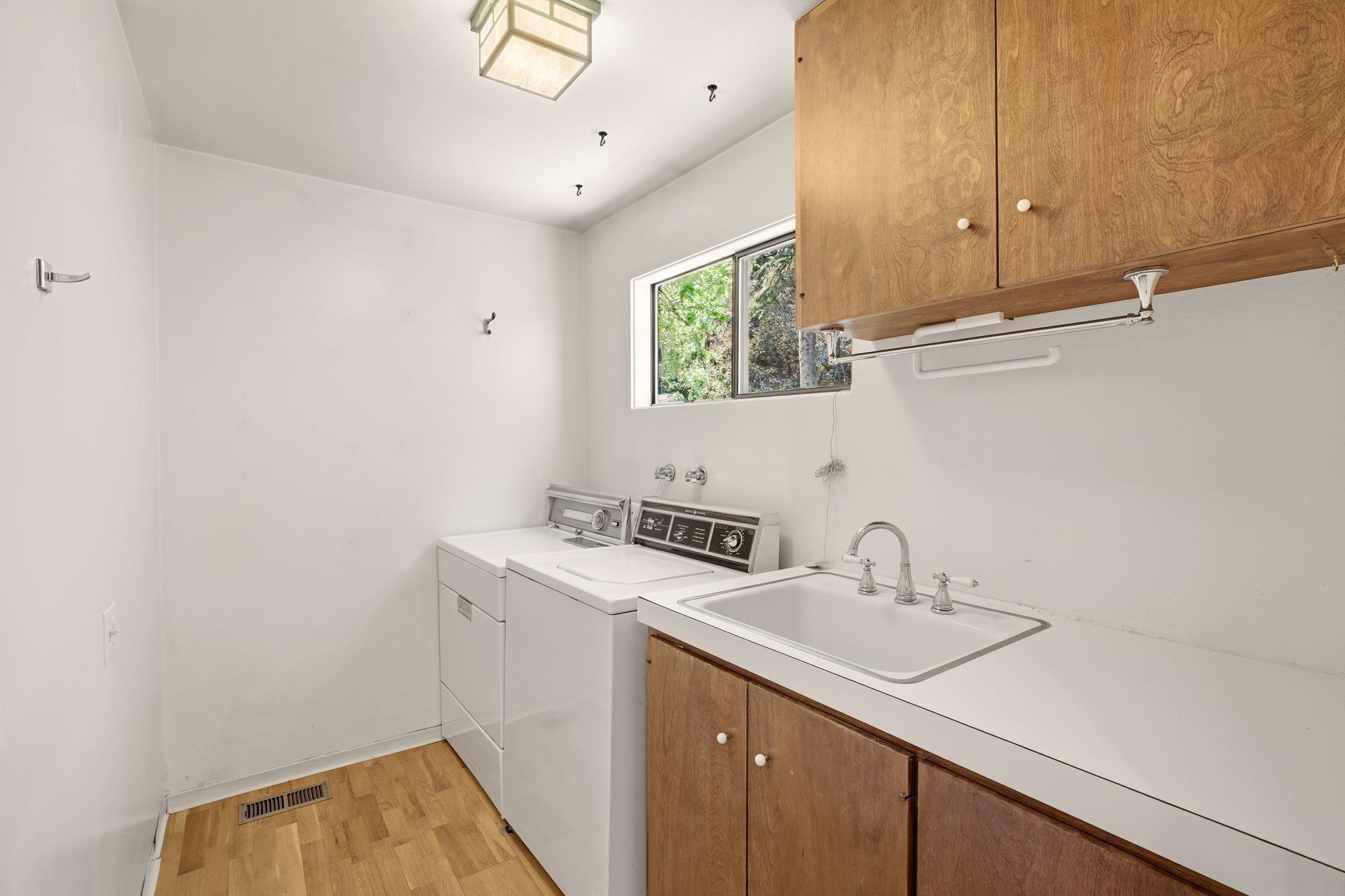 4908 E 50th Ave - Photo 32