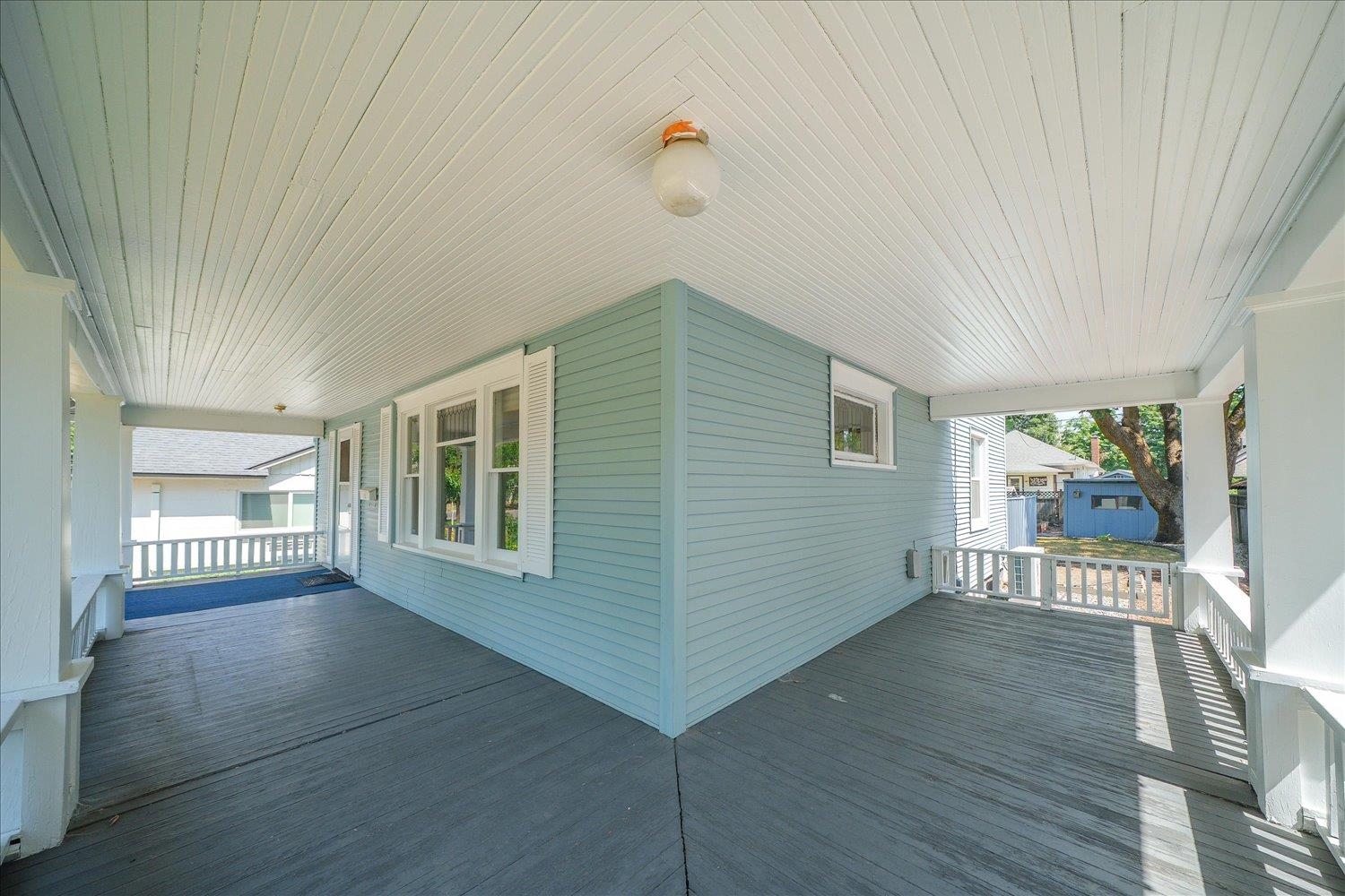 1218 N SHERWOOD St - Photo 4