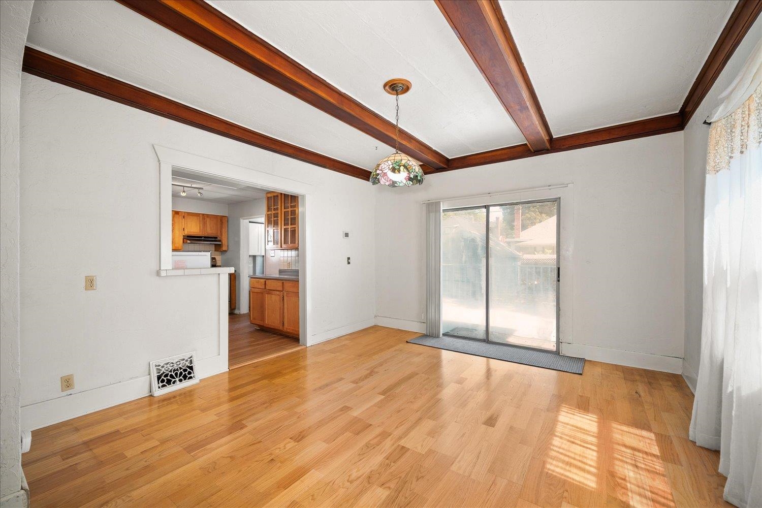 1218 N SHERWOOD St - Photo 7