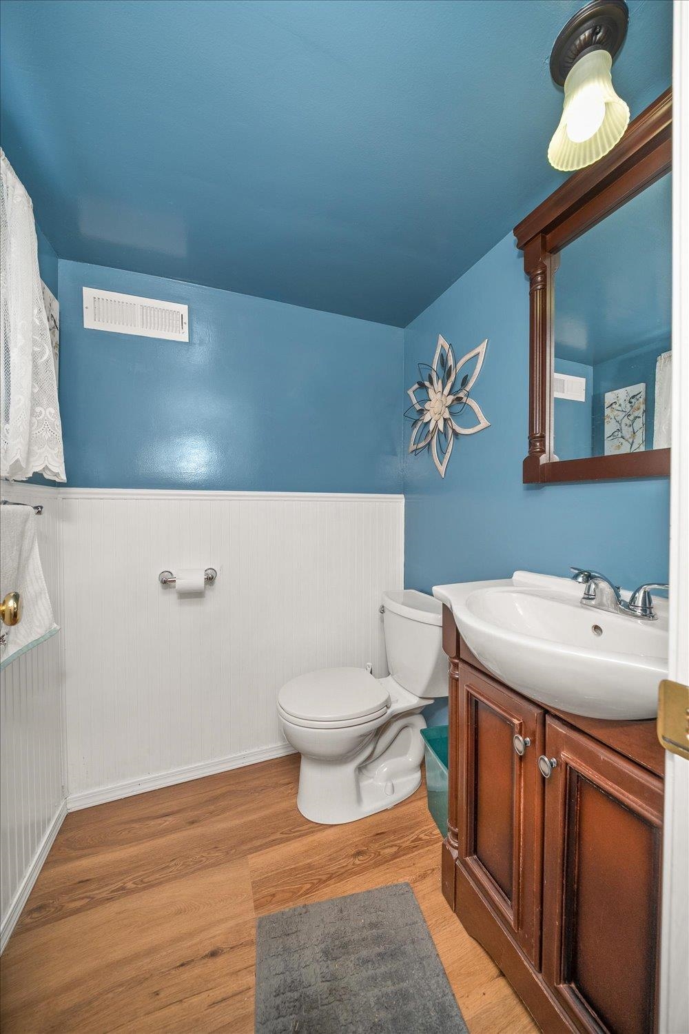 1218 N SHERWOOD St - Photo 12
