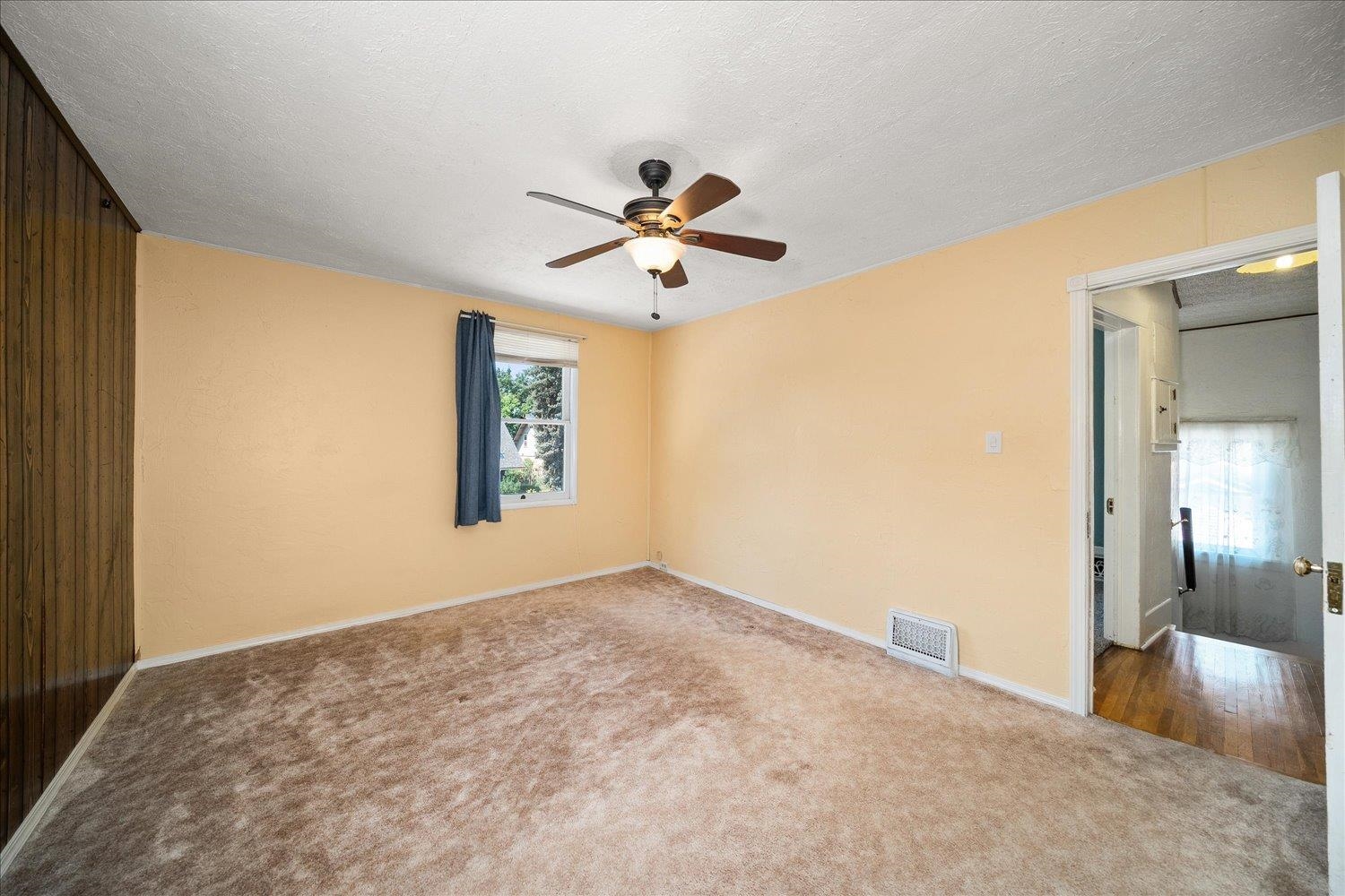 1218 N SHERWOOD St - Photo 18
