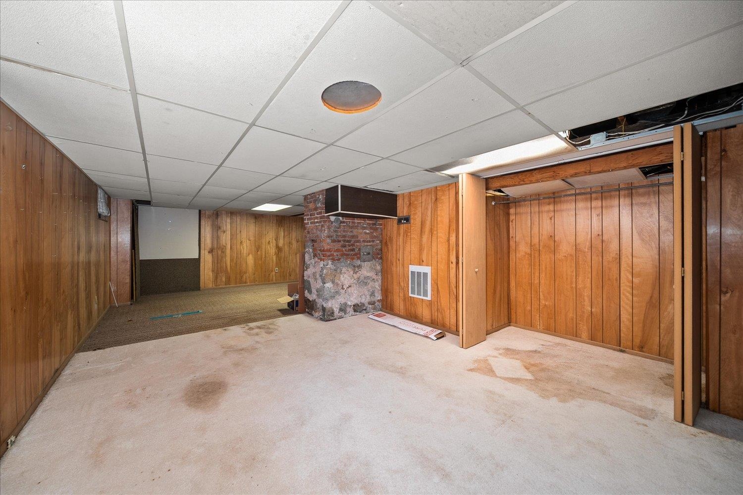 1218 N SHERWOOD St - Photo 21