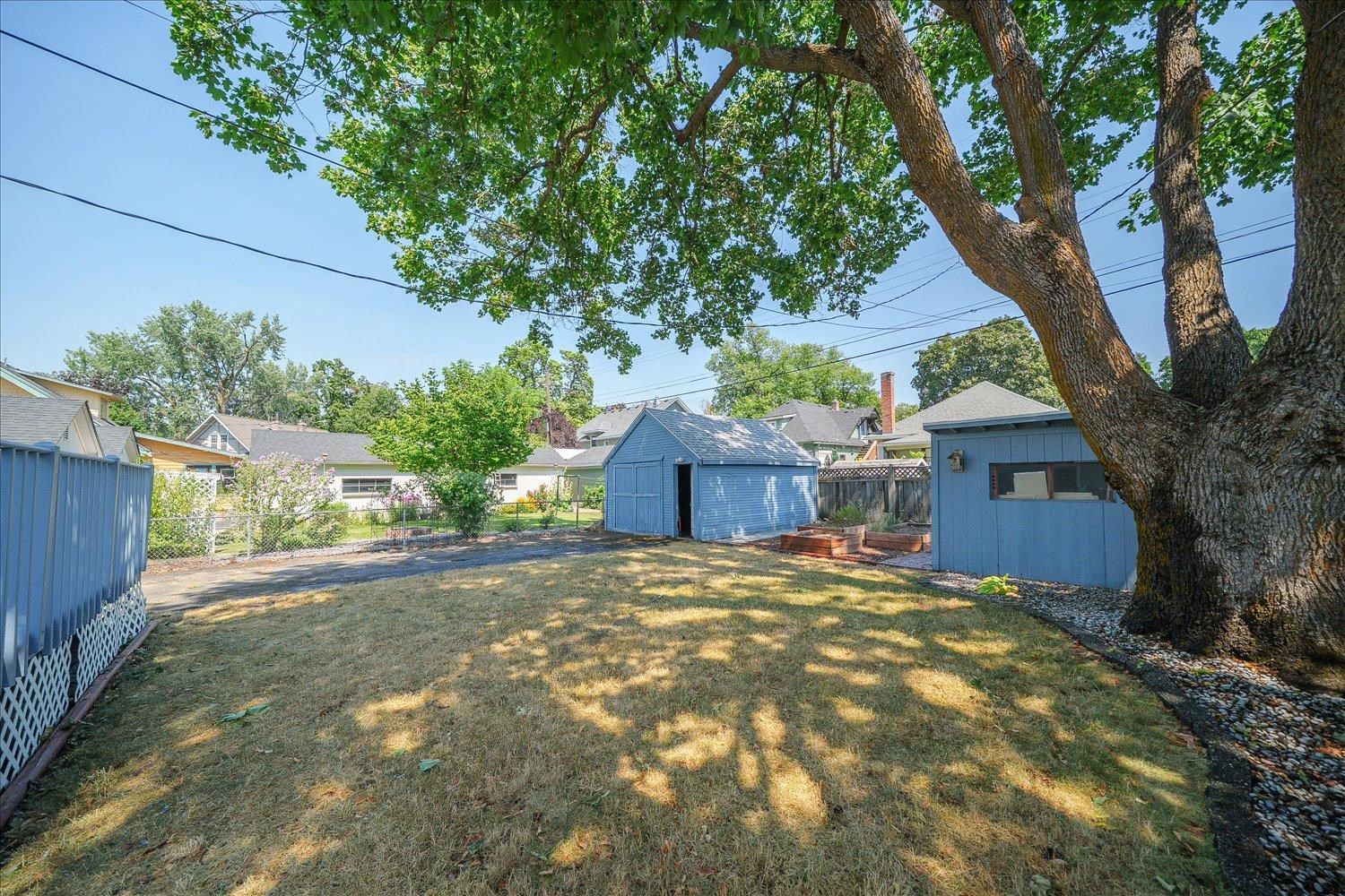 1218 N SHERWOOD St - Photo 26