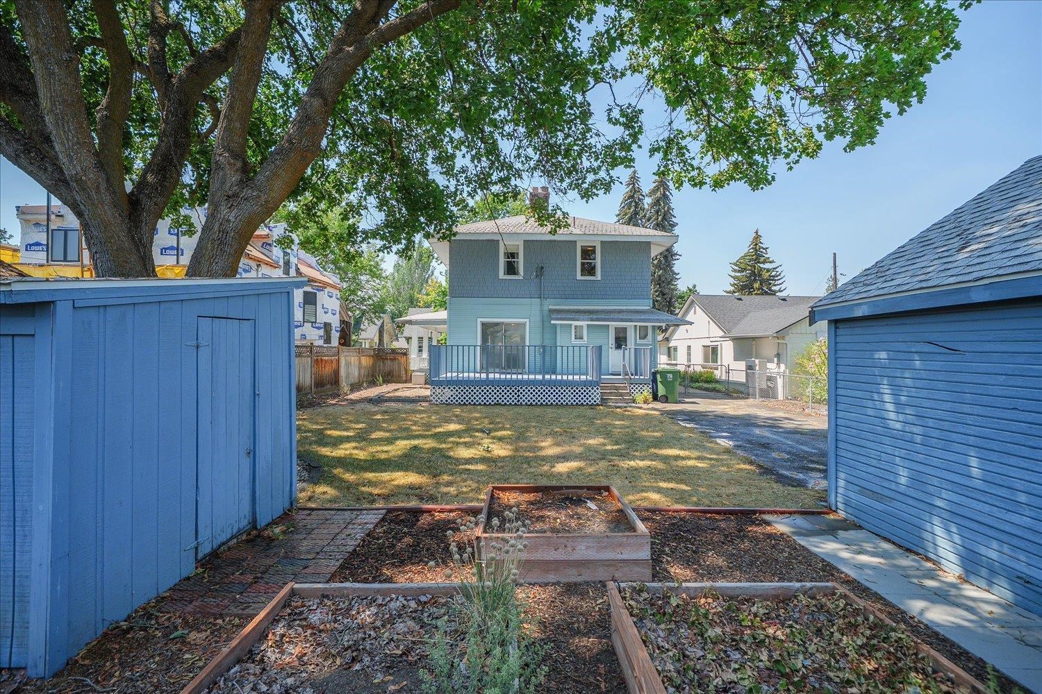 1218 N SHERWOOD St - Photo 34