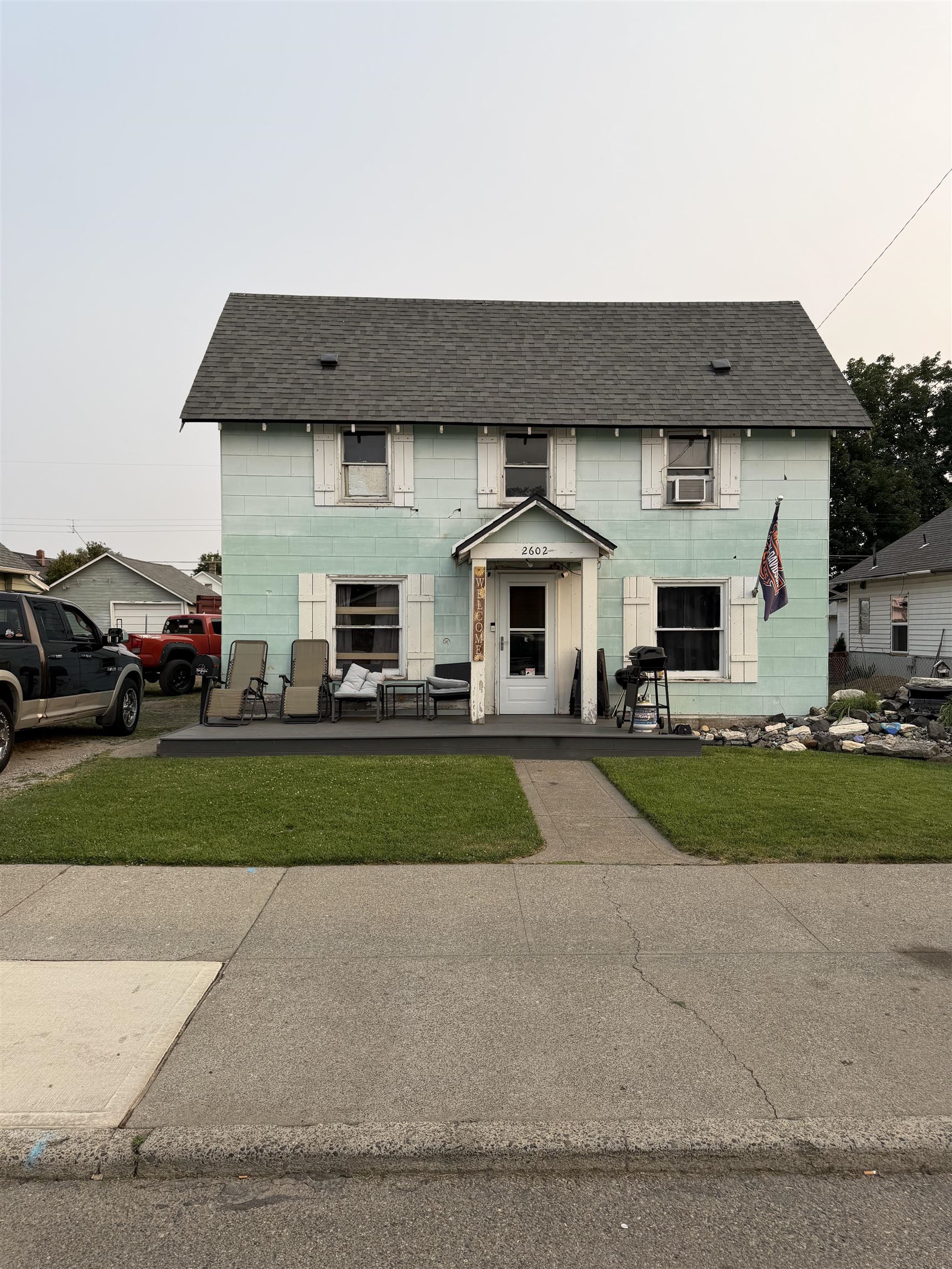 2602 E Rowan Ave - Photo 1