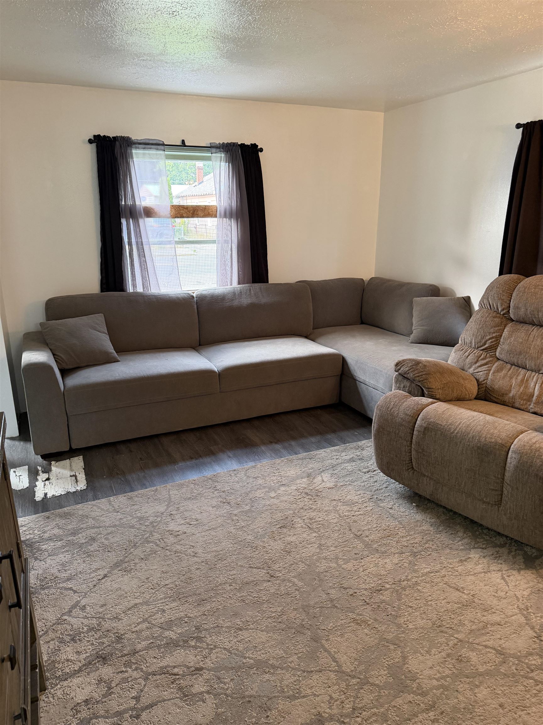 2602 E Rowan Ave - Photo 3