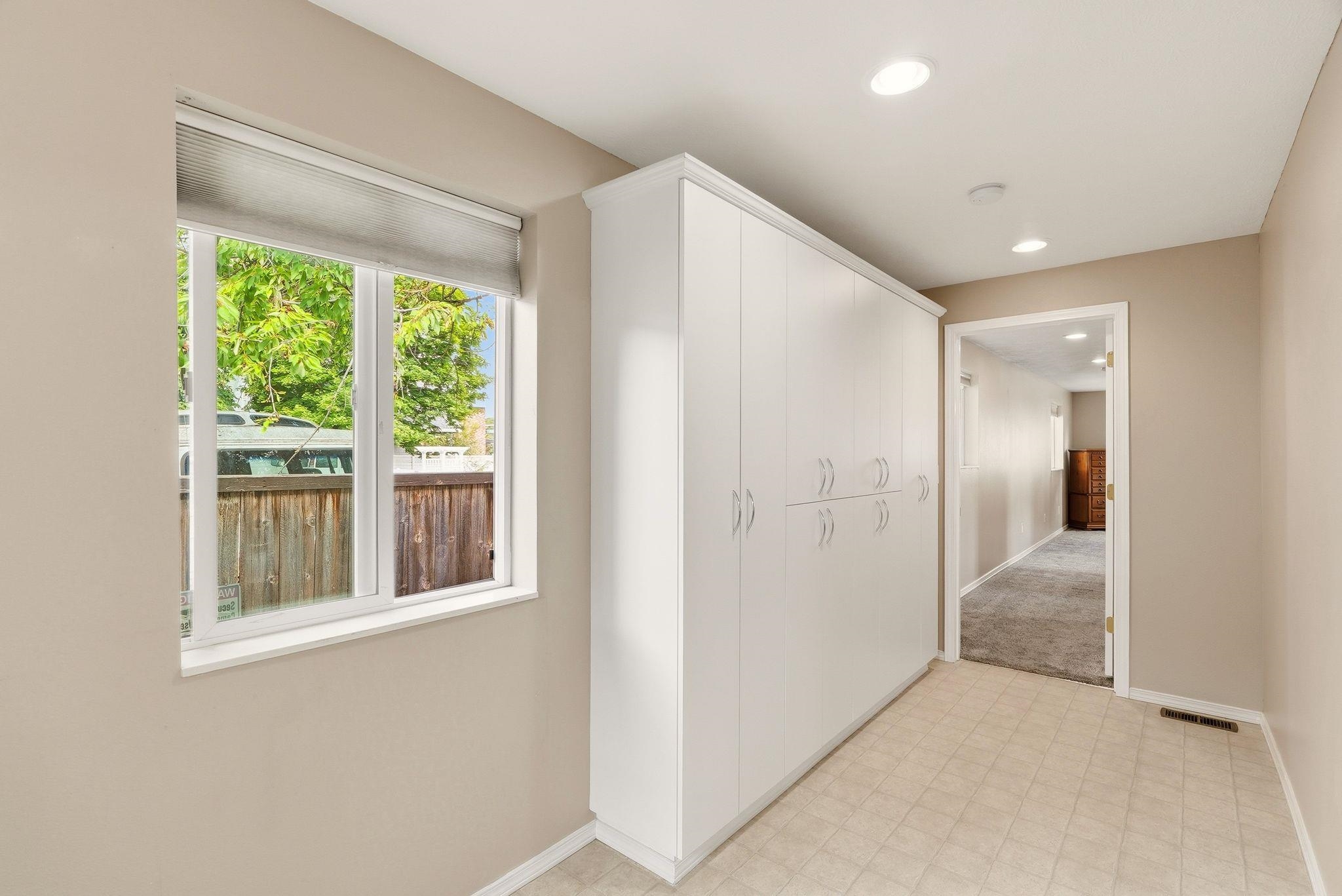 2028 E MISSION Ave - Photo 23