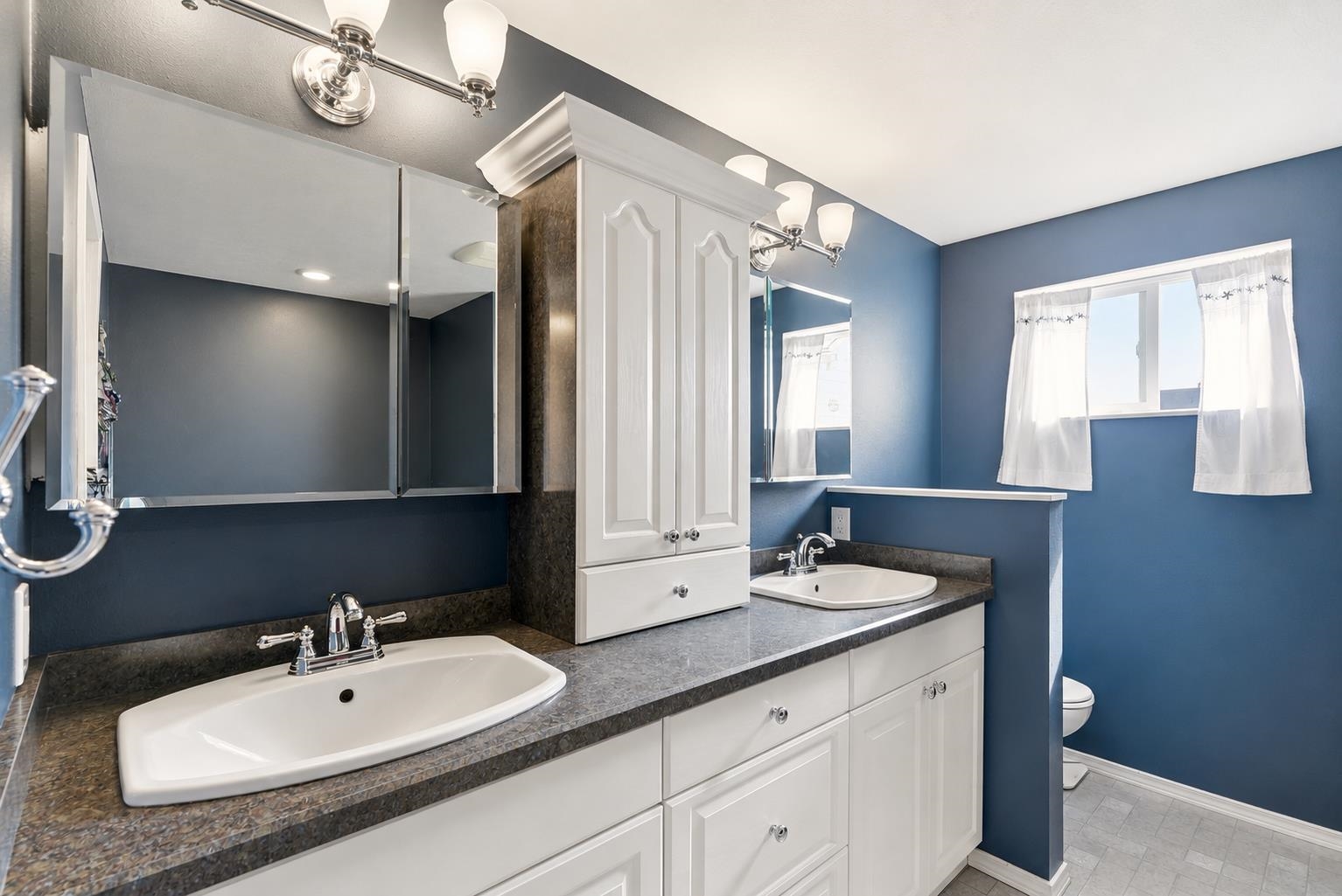 2028 E MISSION Ave - Photo 26