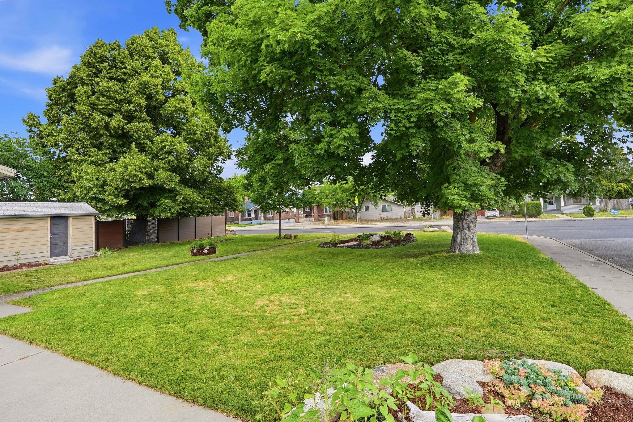 2028 E MISSION Ave - Photo 35