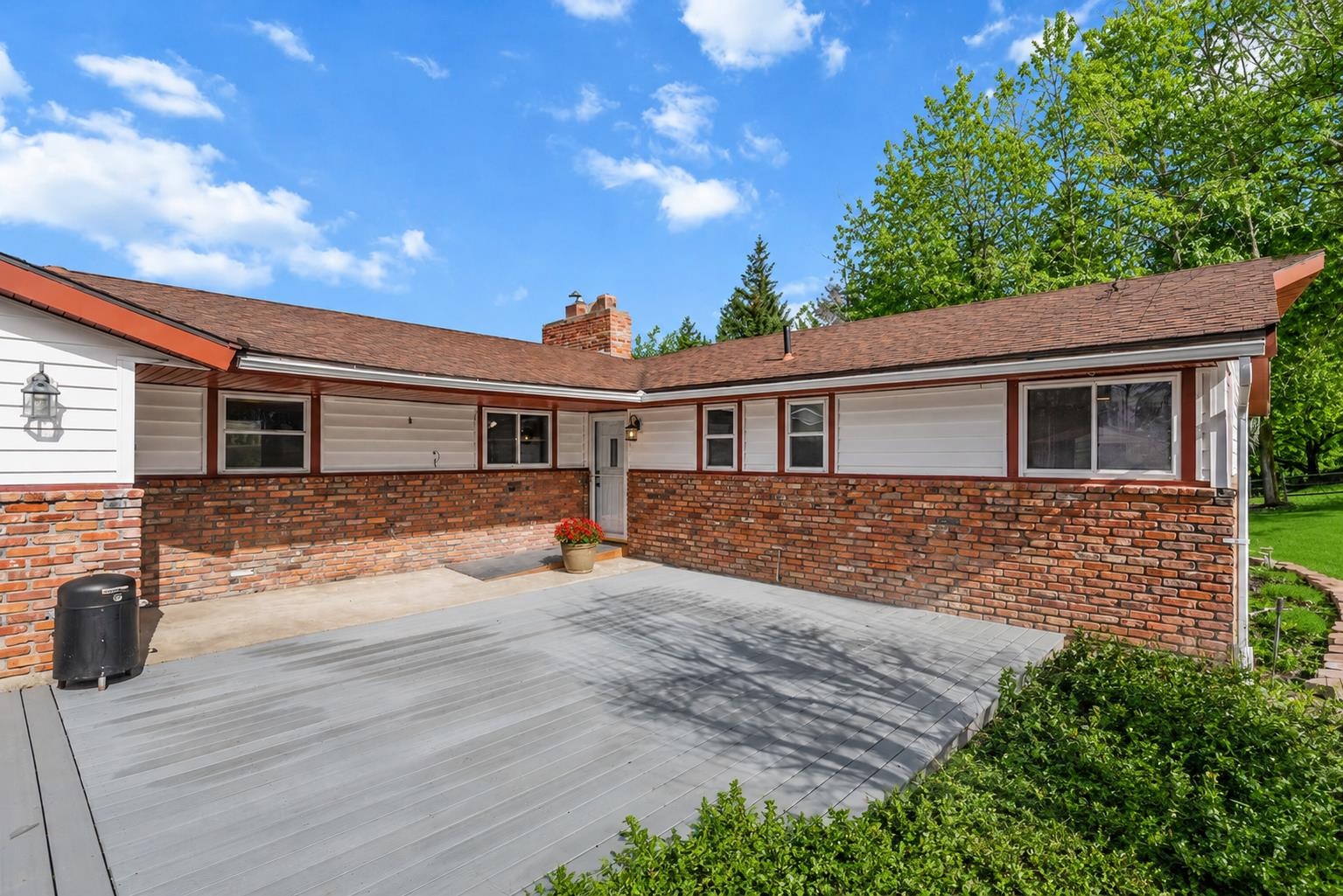 147 N LINDSEY St - Photo 6