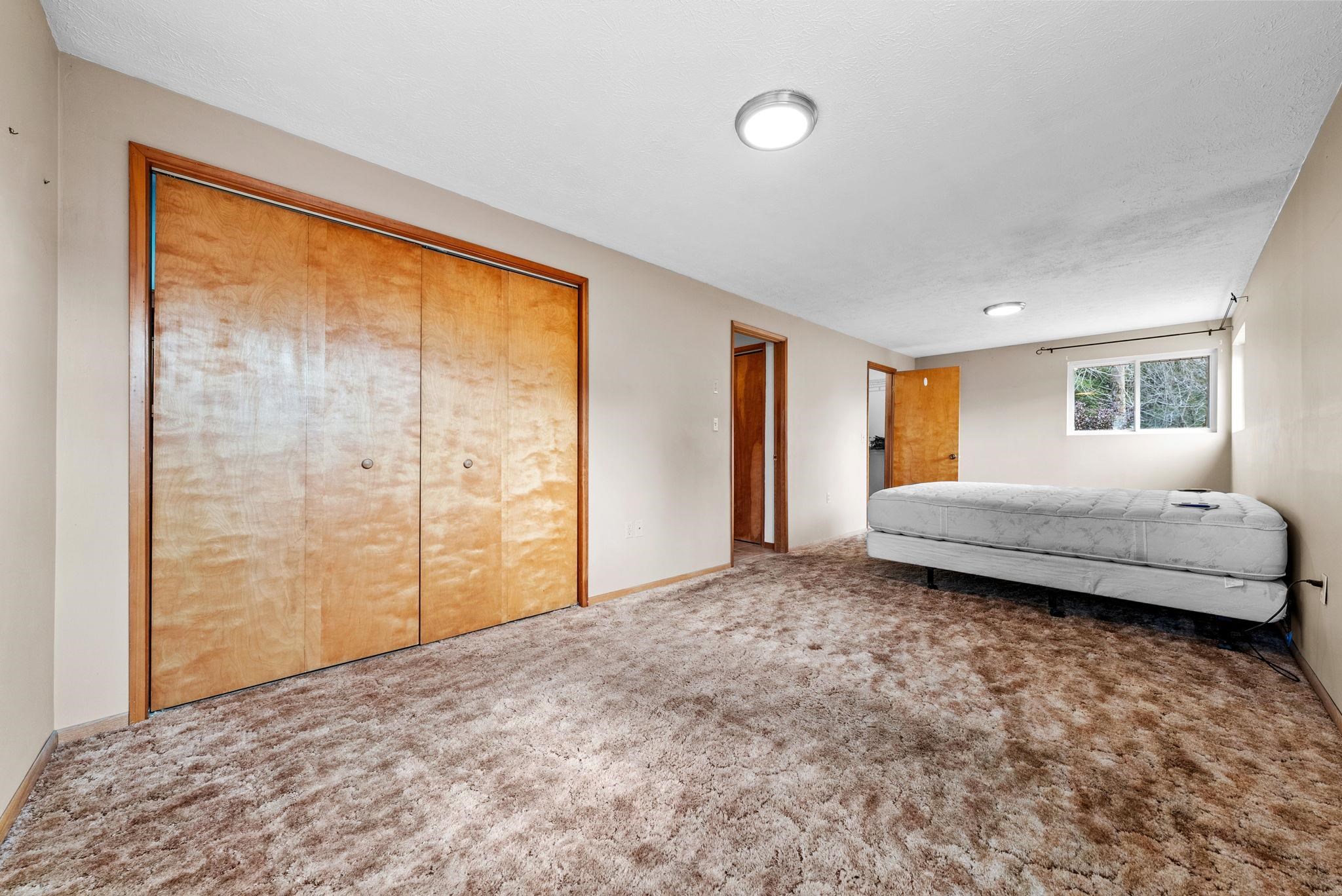 147 N LINDSEY St - Photo 21