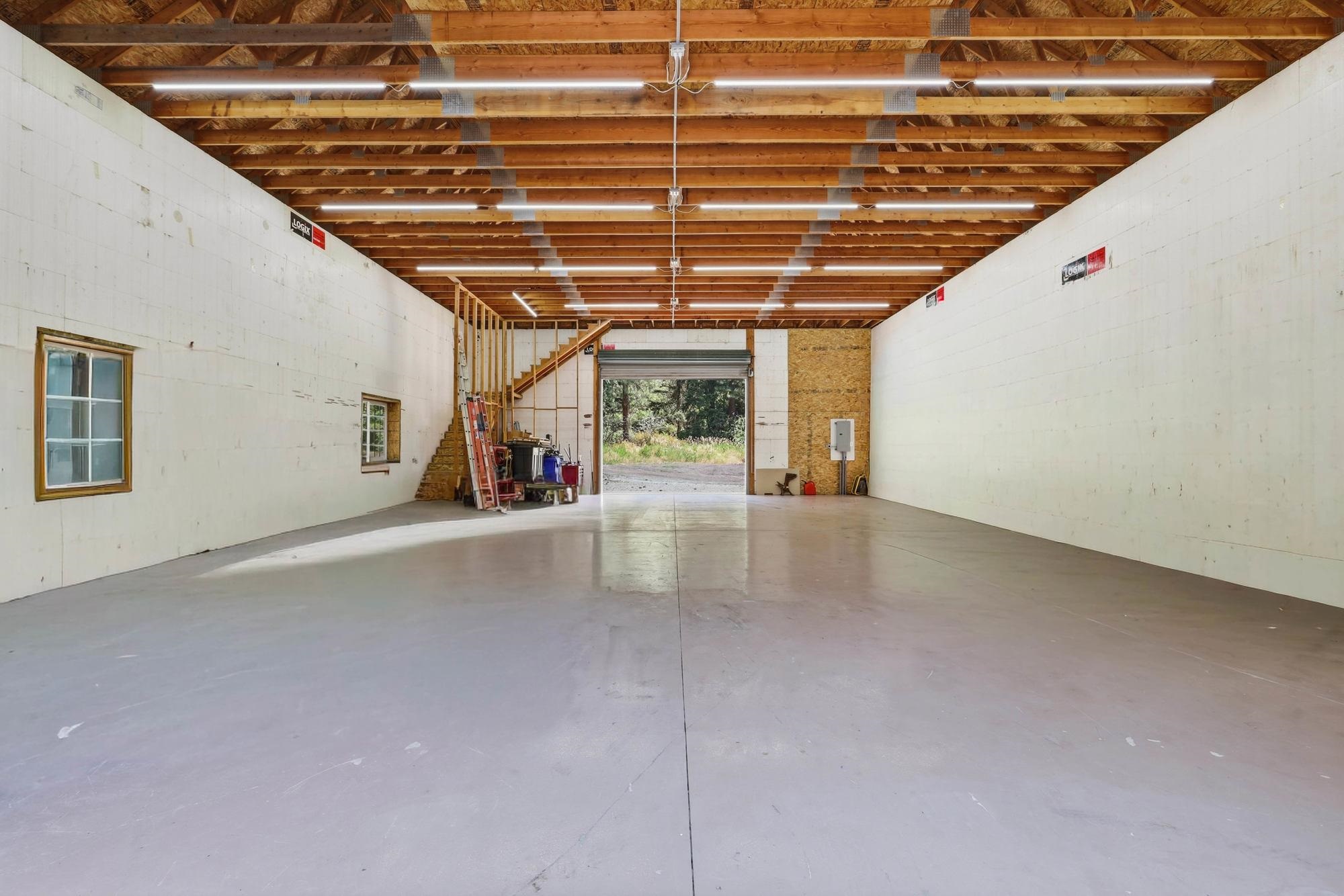 12710 E Kronquist Rd - Photo 44