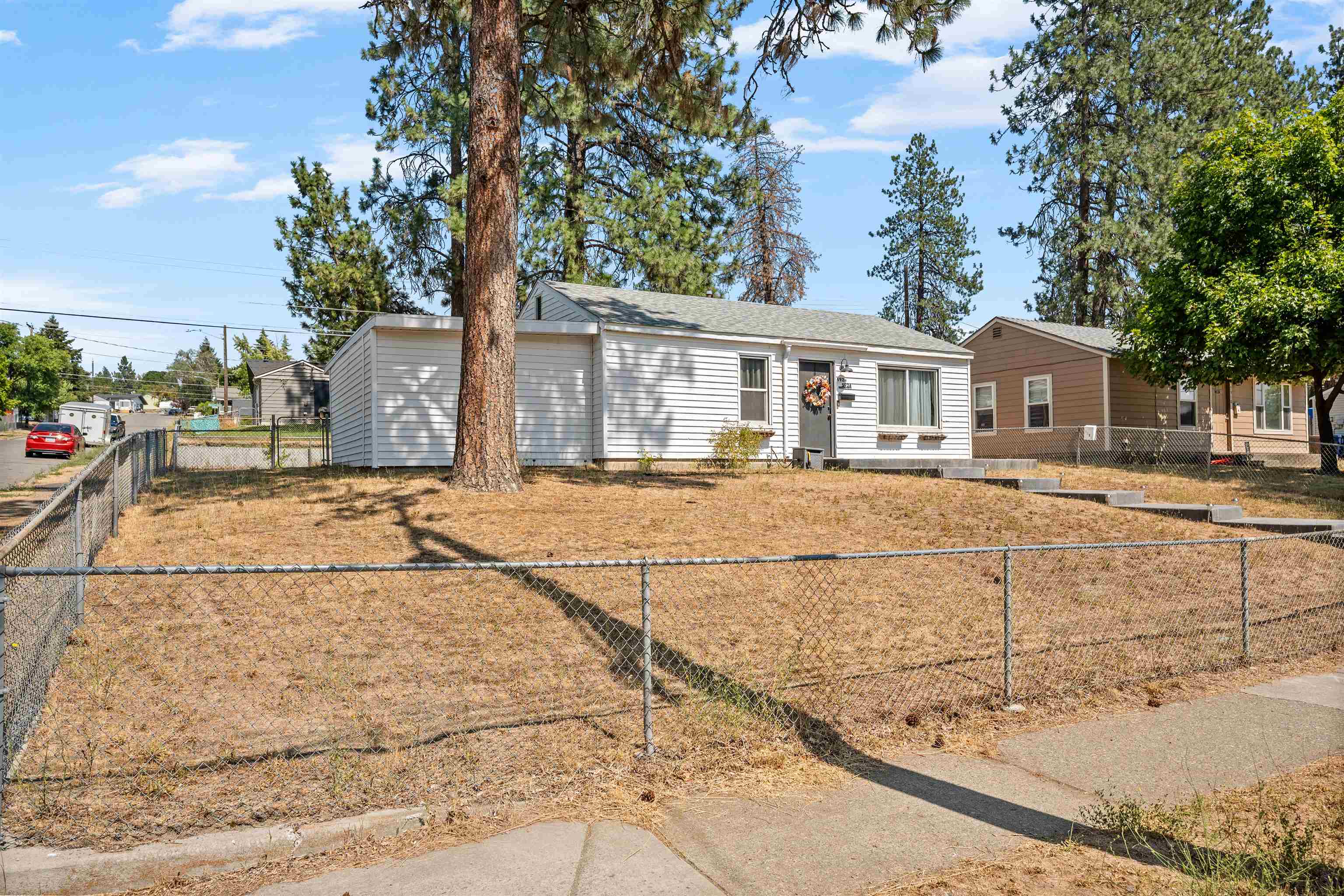 5924 N Driscoll Blvd - Photo 4