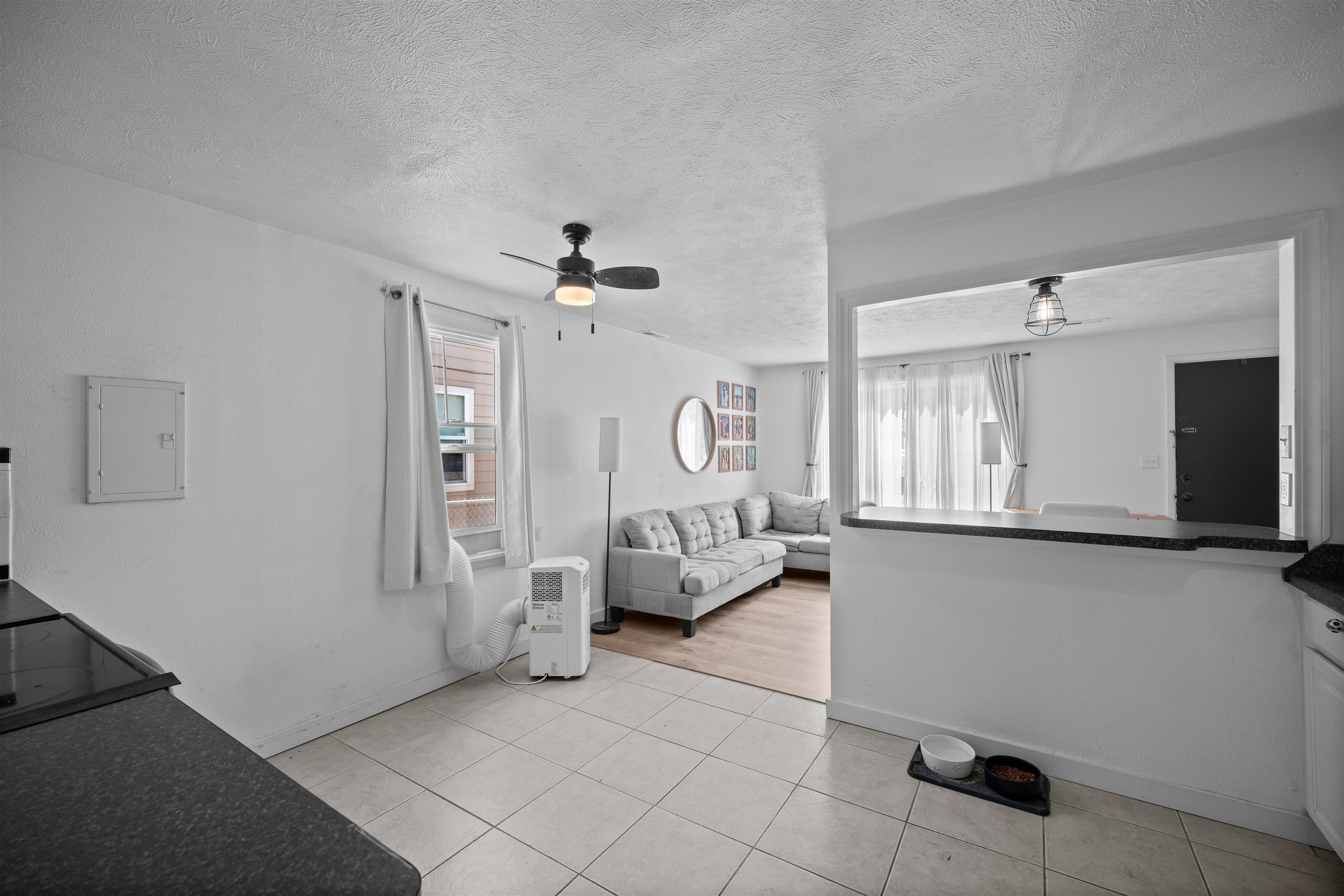 5924 N Driscoll Blvd - Photo 11