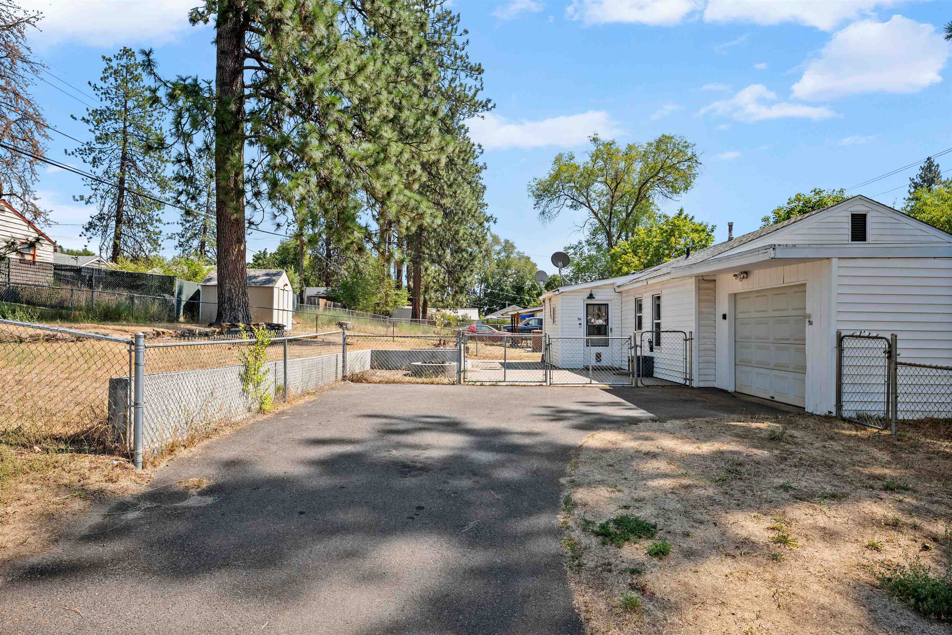5924 N Driscoll Blvd - Photo 17