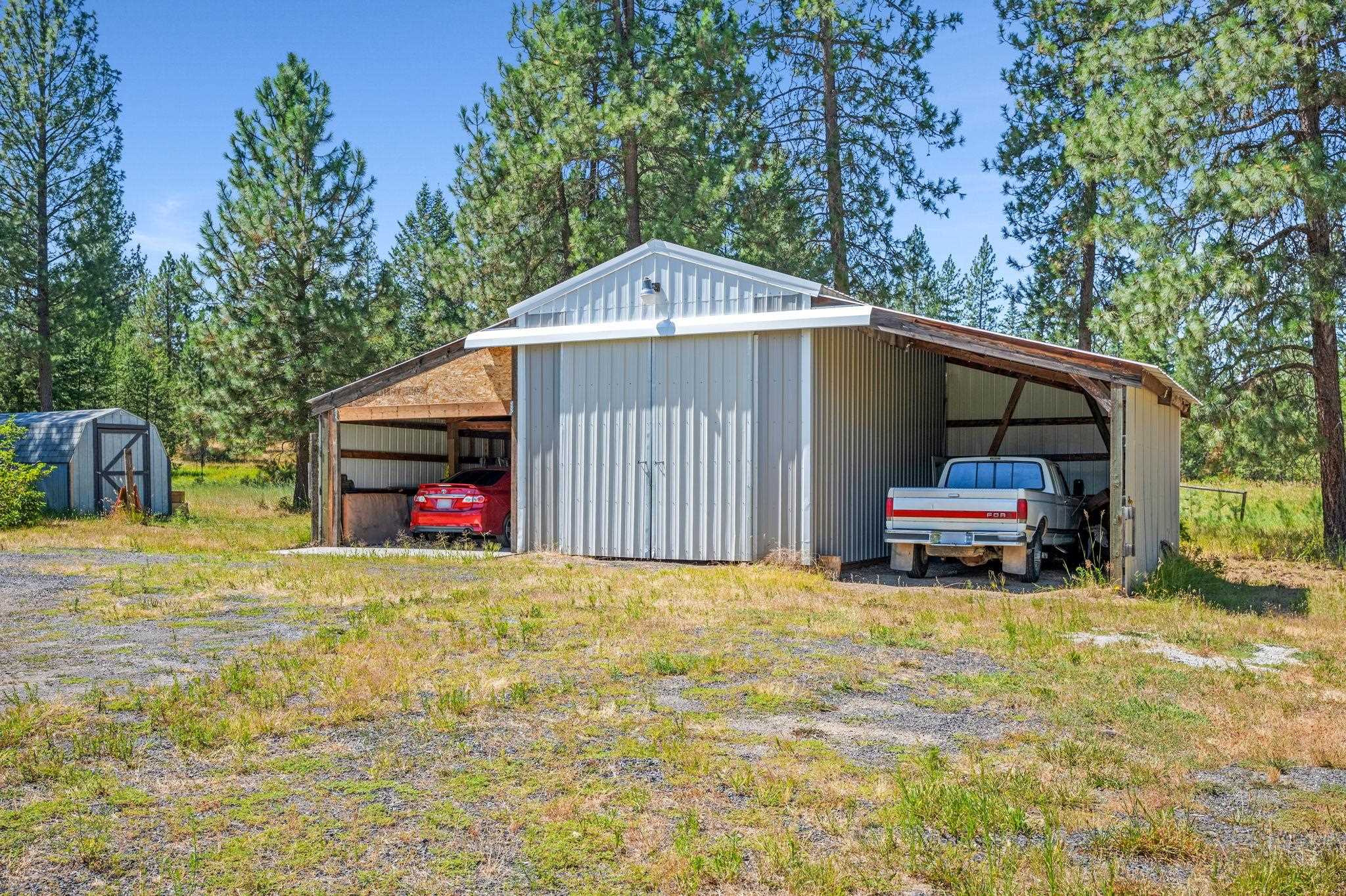 40507 N Division Rd - Photo 15