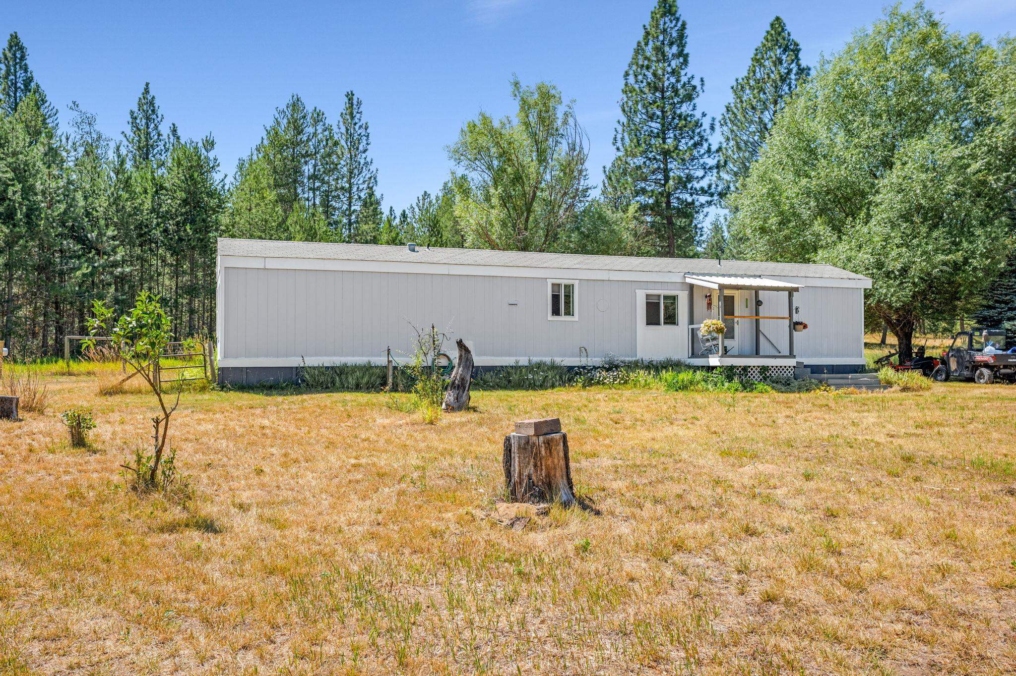 40507 N Division Rd - Photo 3
