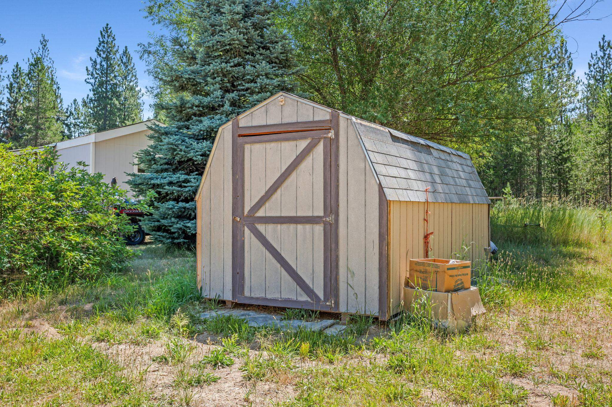 40507 N Division Rd - Photo 30