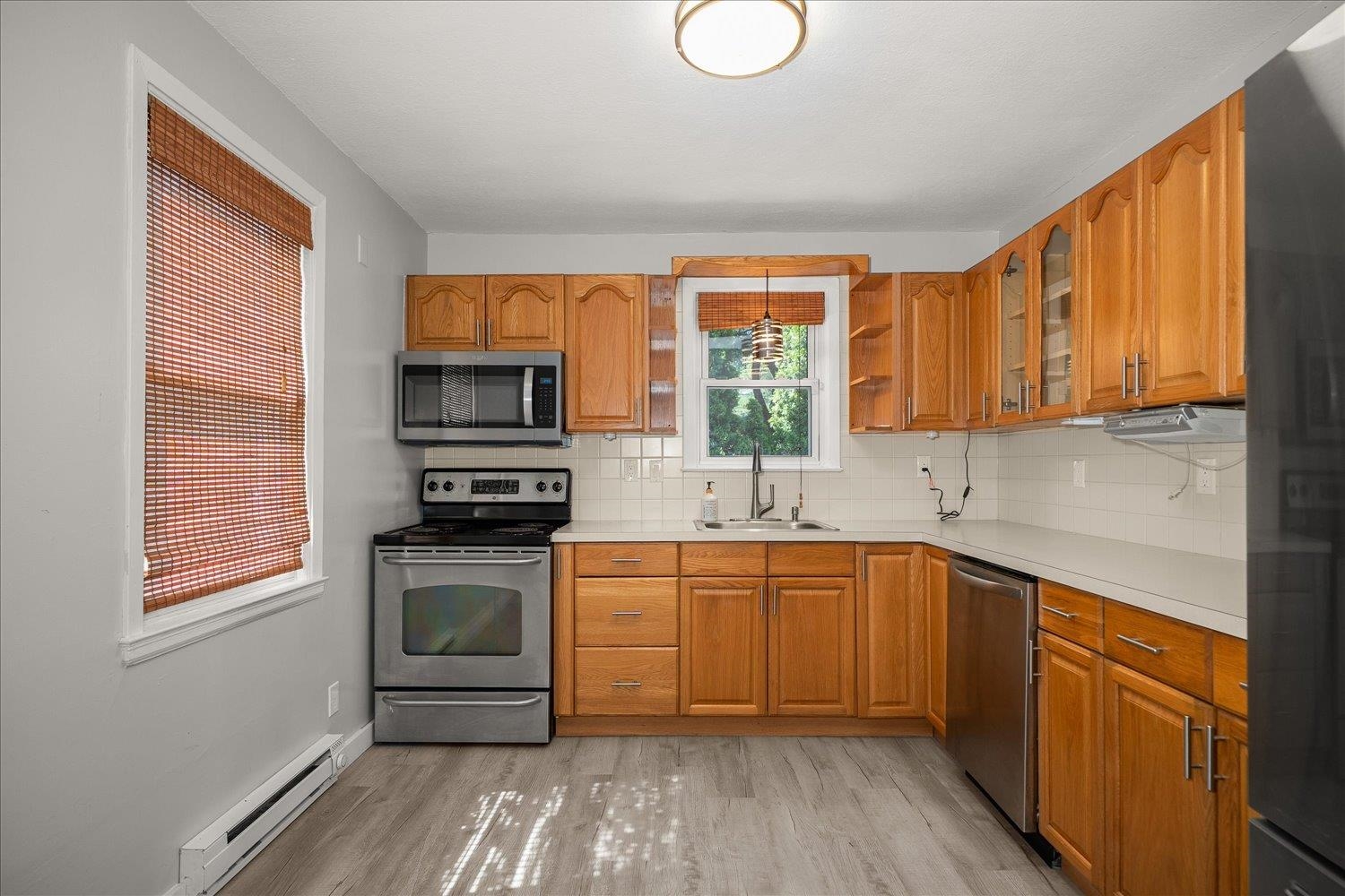 1210 S F St - Photo 8