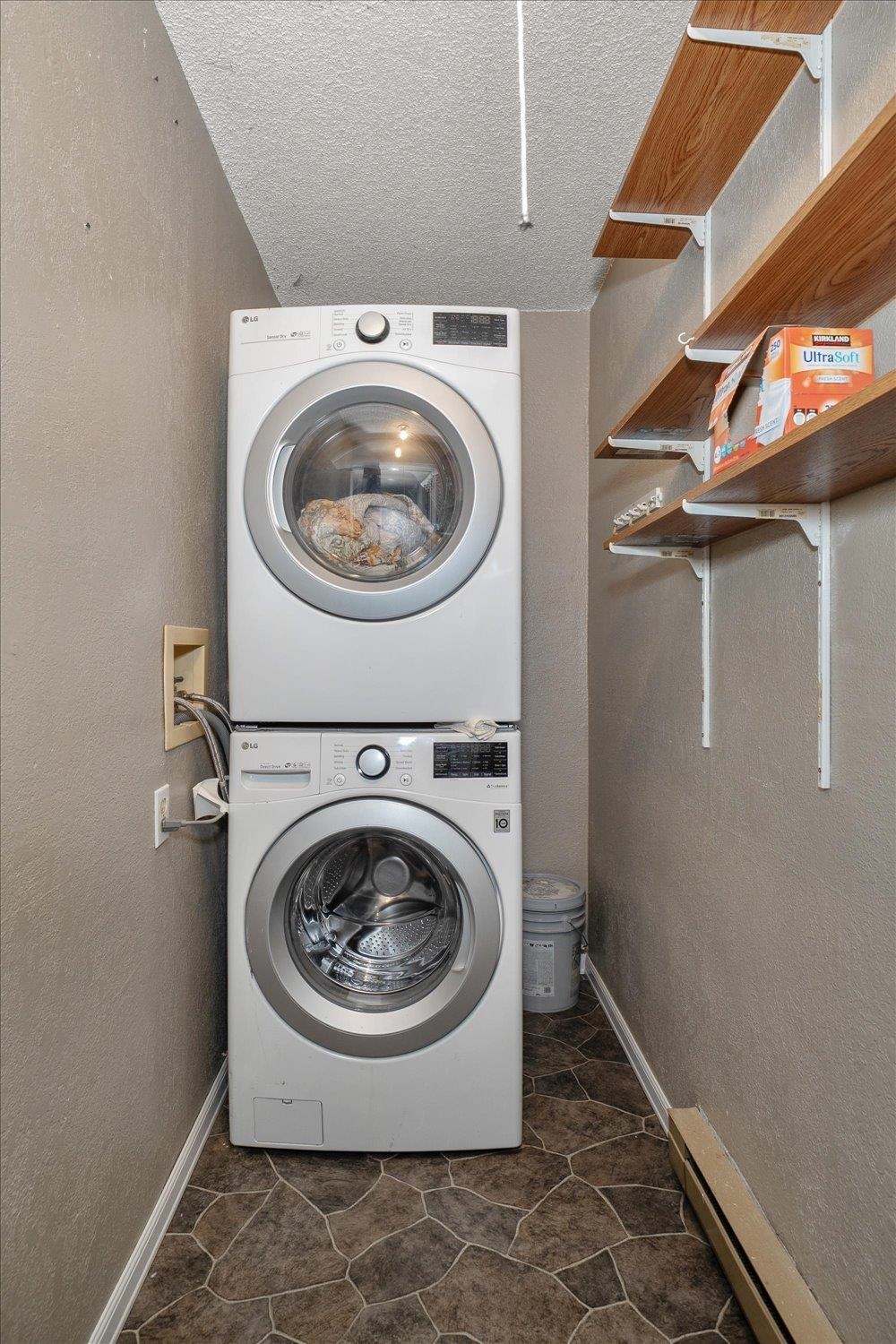 1210 S F St - Photo 16