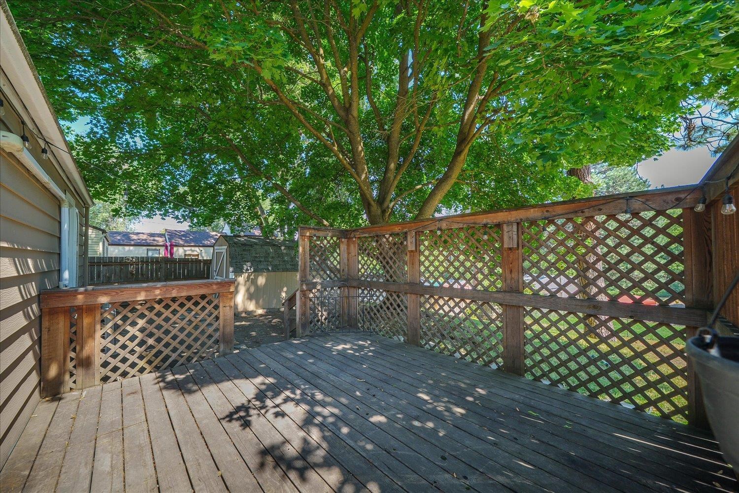 1210 S F St - Photo 17