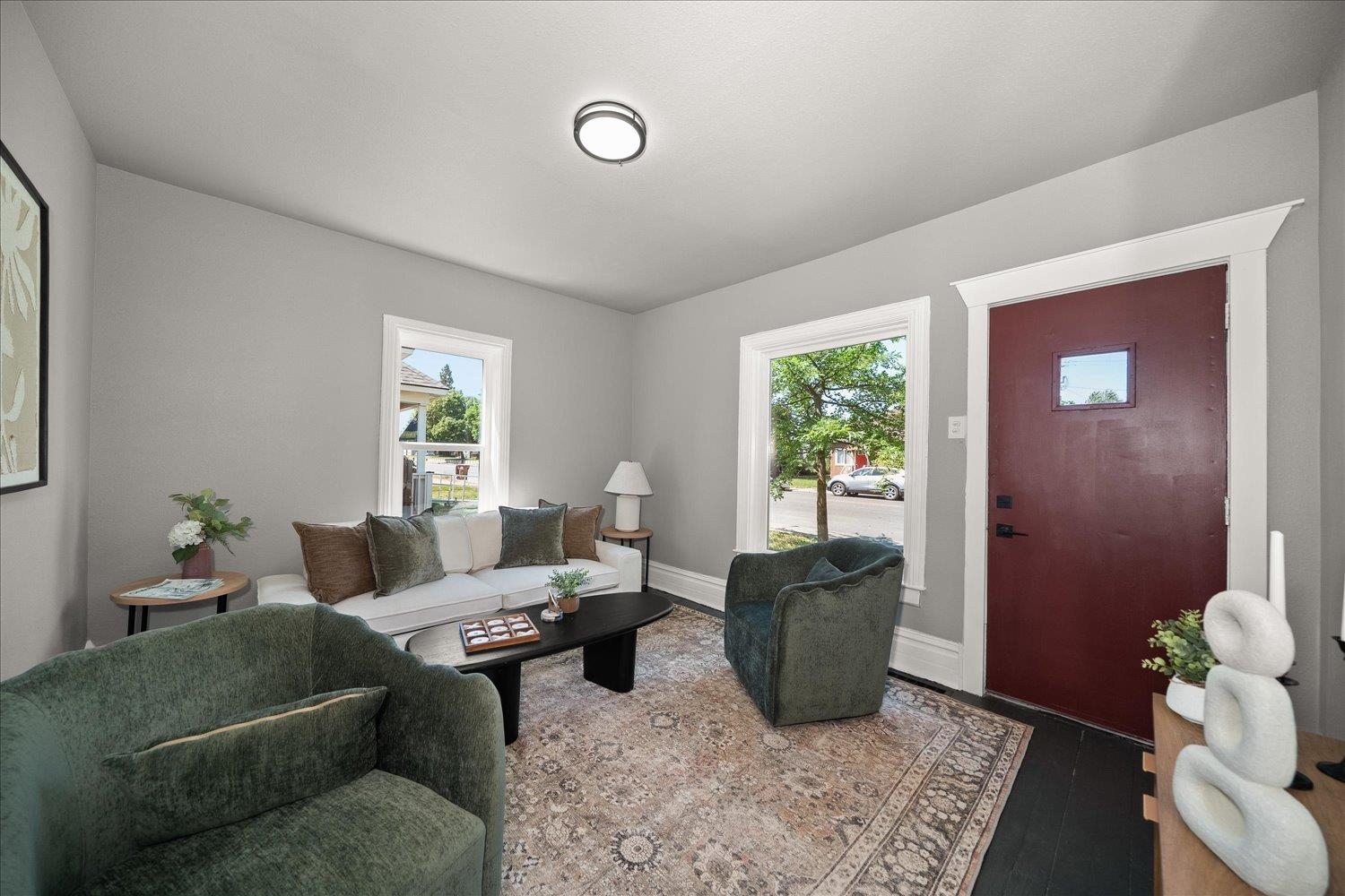 2224 E Empire Ave - Photo 4