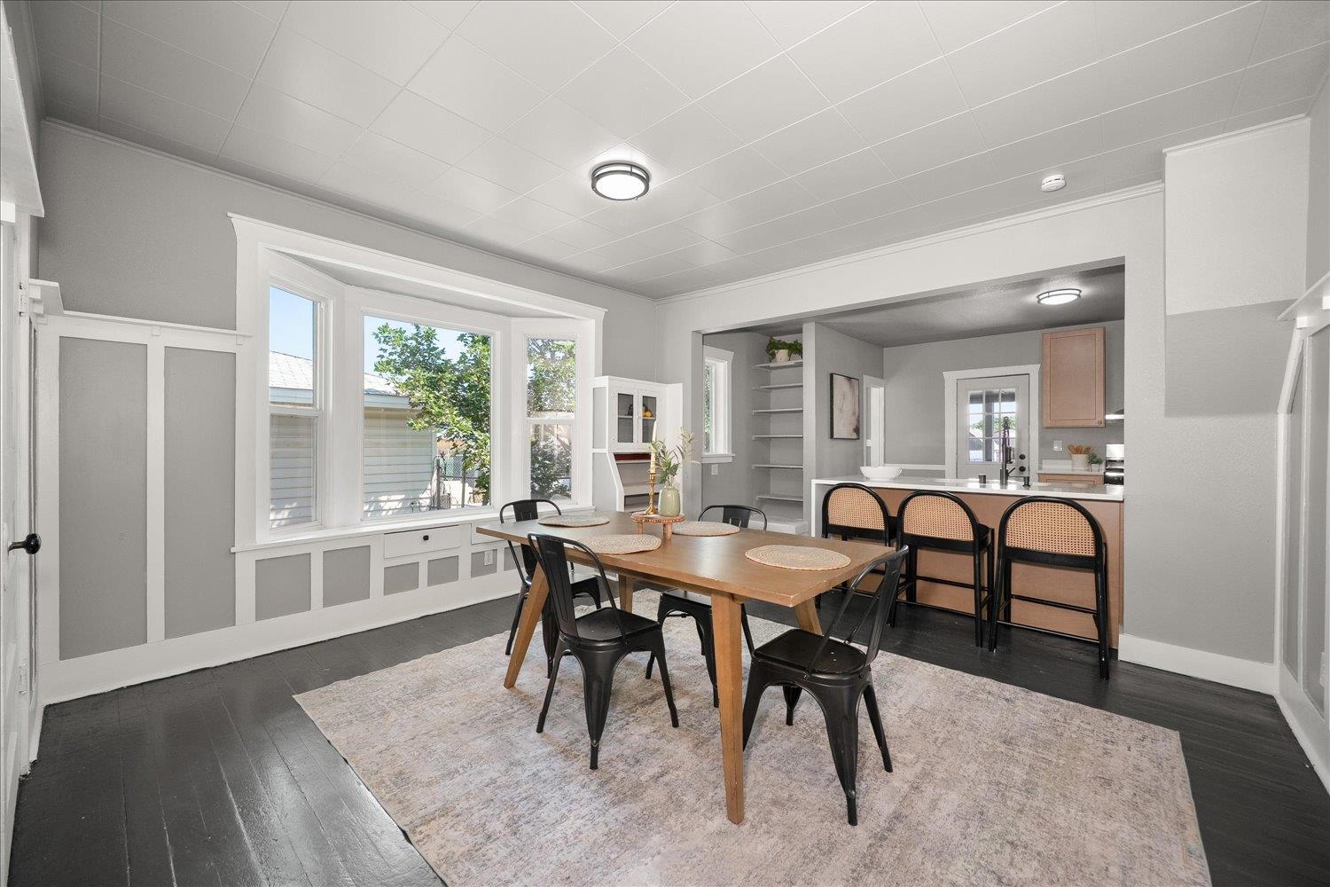2224 E Empire Ave - Photo 7
