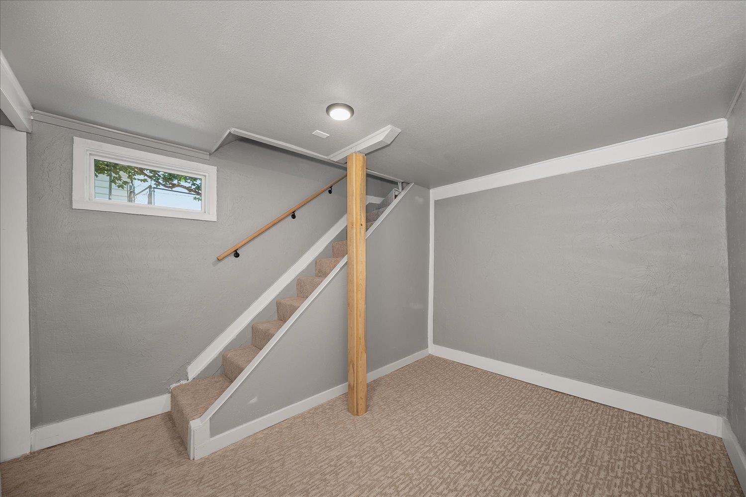 2224 E Empire Ave - Photo 23