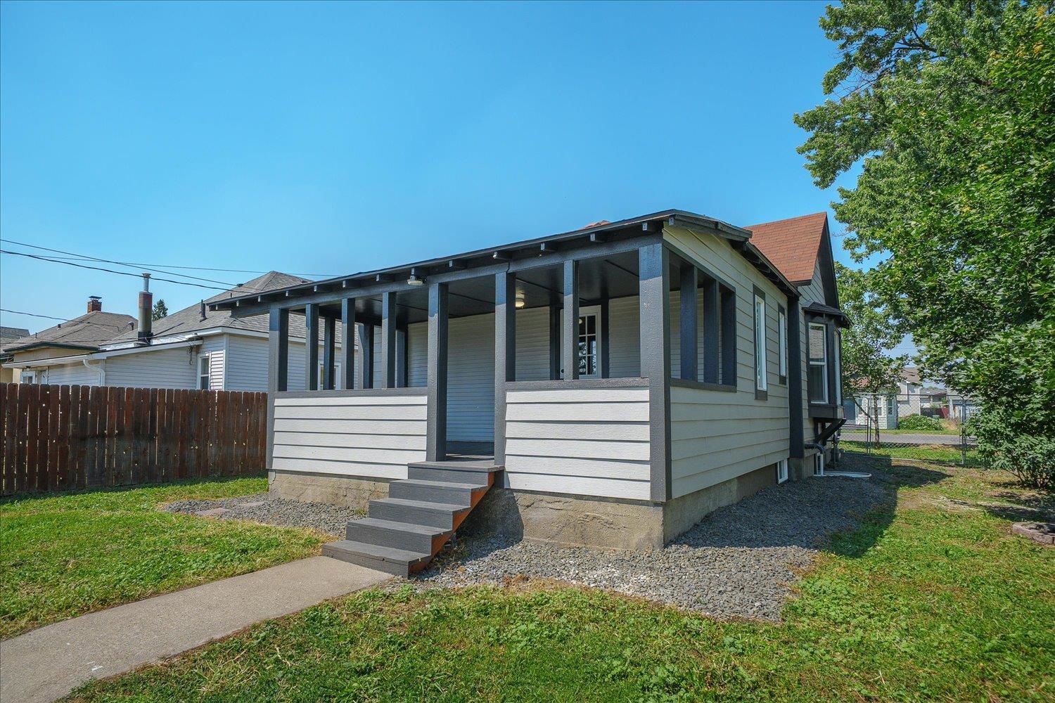 2224 E Empire Ave - Photo 26