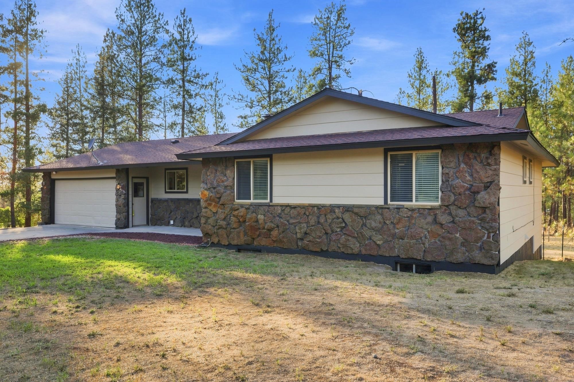 21808 W Bannock Ave - Photo 2