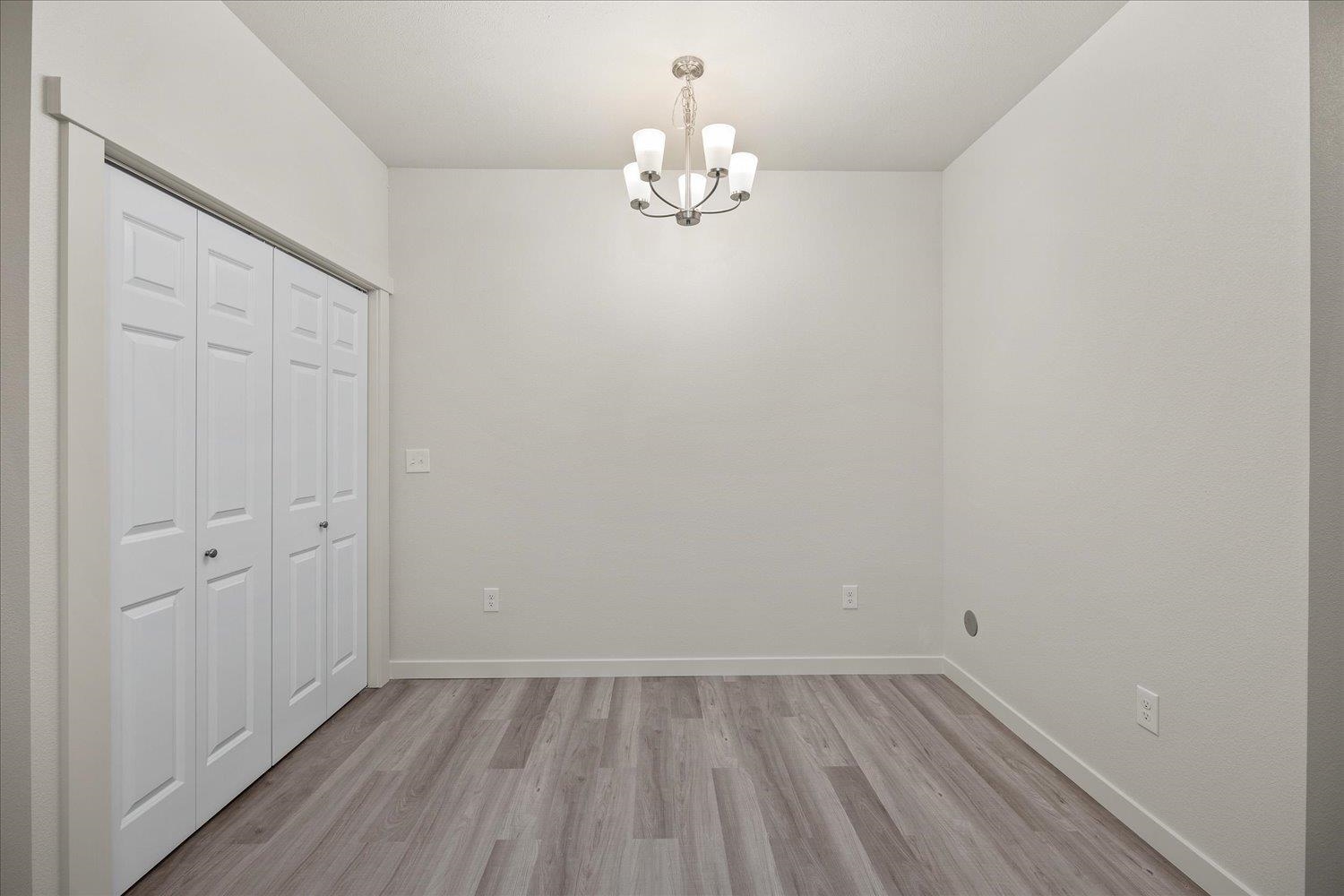 1429 E 1ST Ave - Photo 9