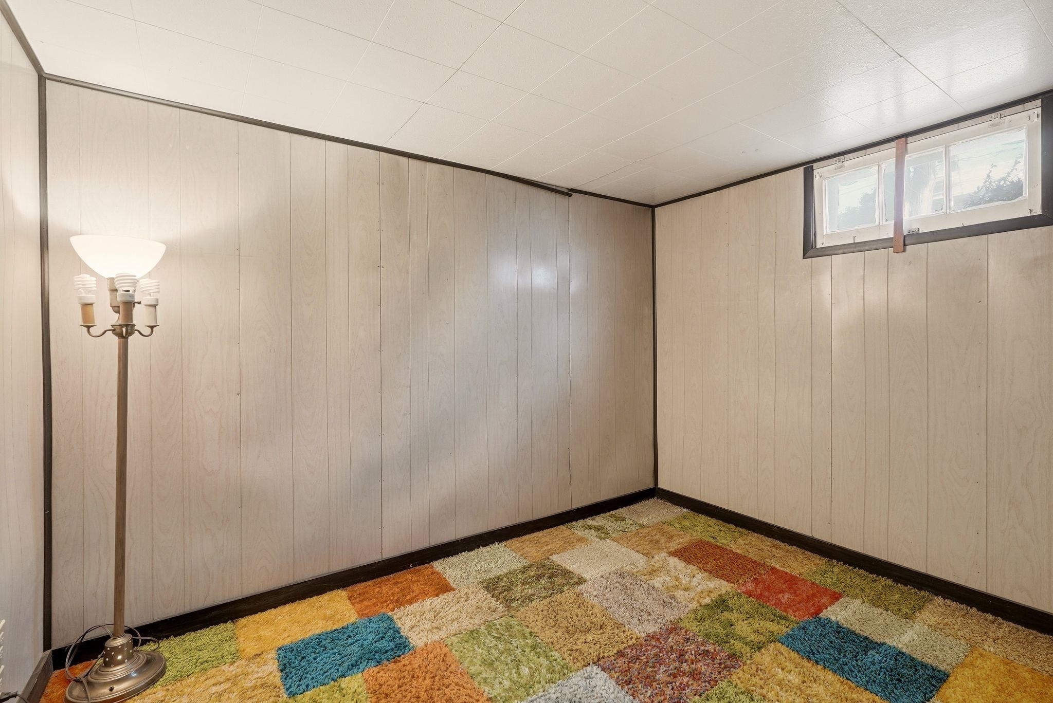 421 E Courtland Ave - Photo 14