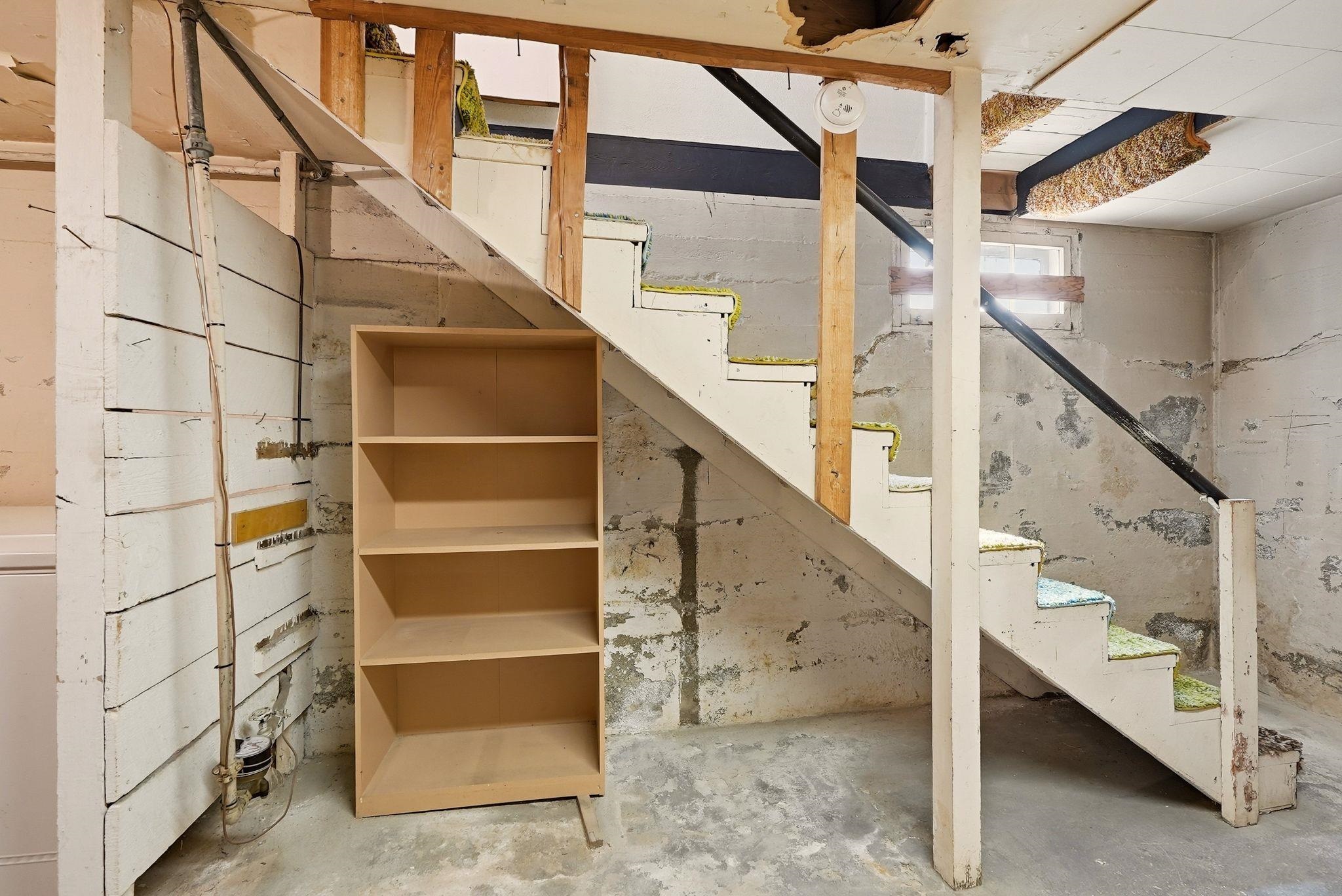 421 E Courtland Ave - Photo 16