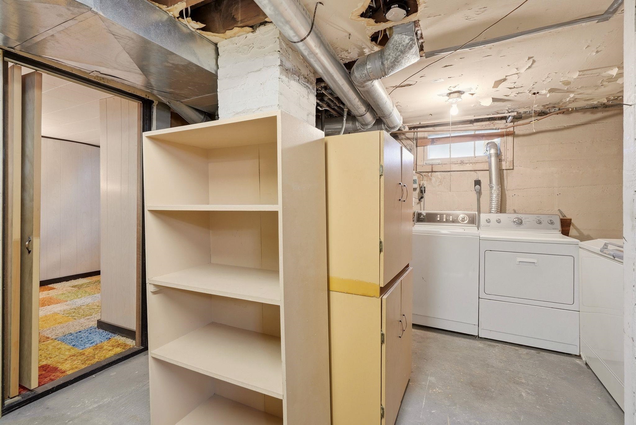 421 E Courtland Ave - Photo 18