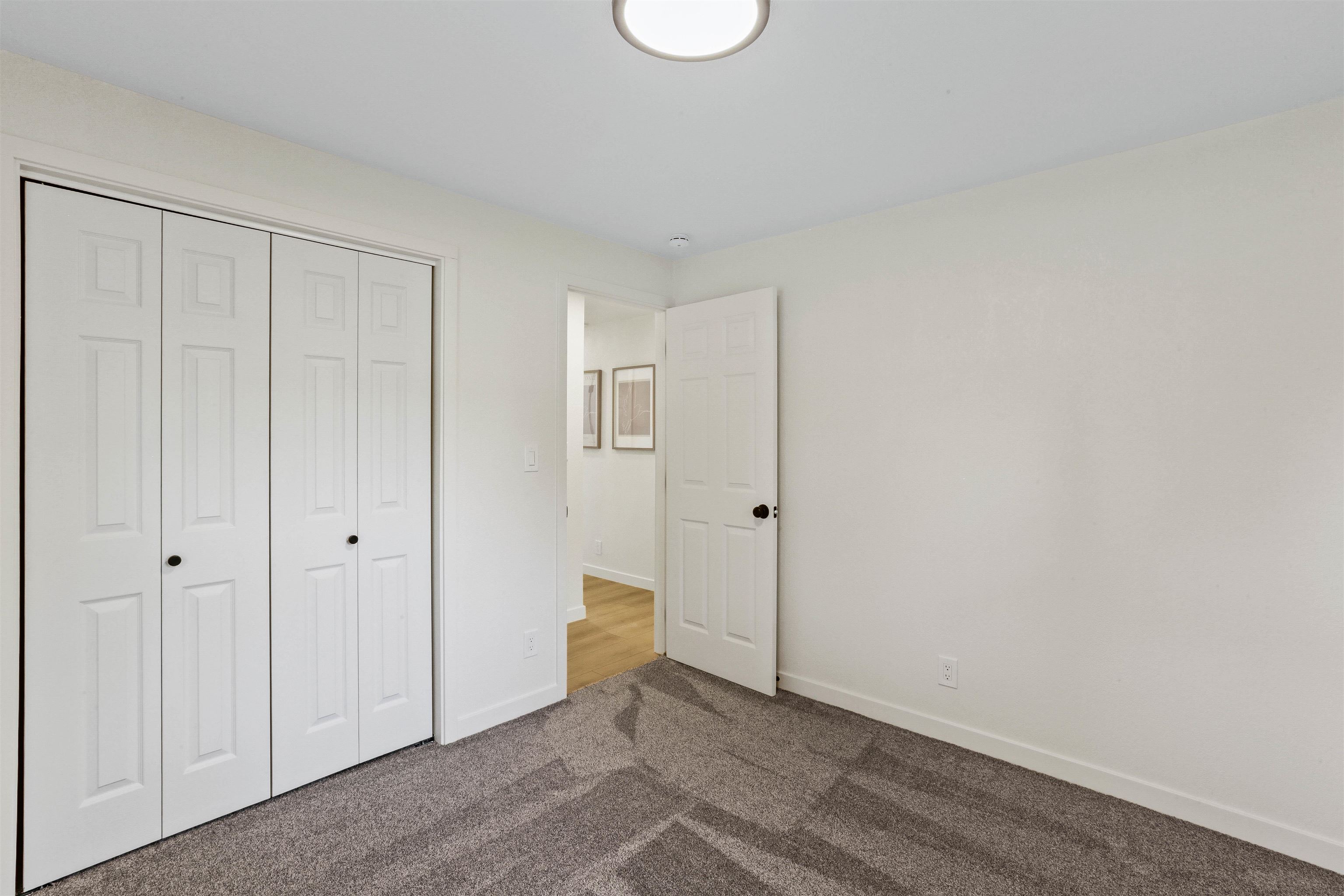 2618 W Providence Ave - Photo 19